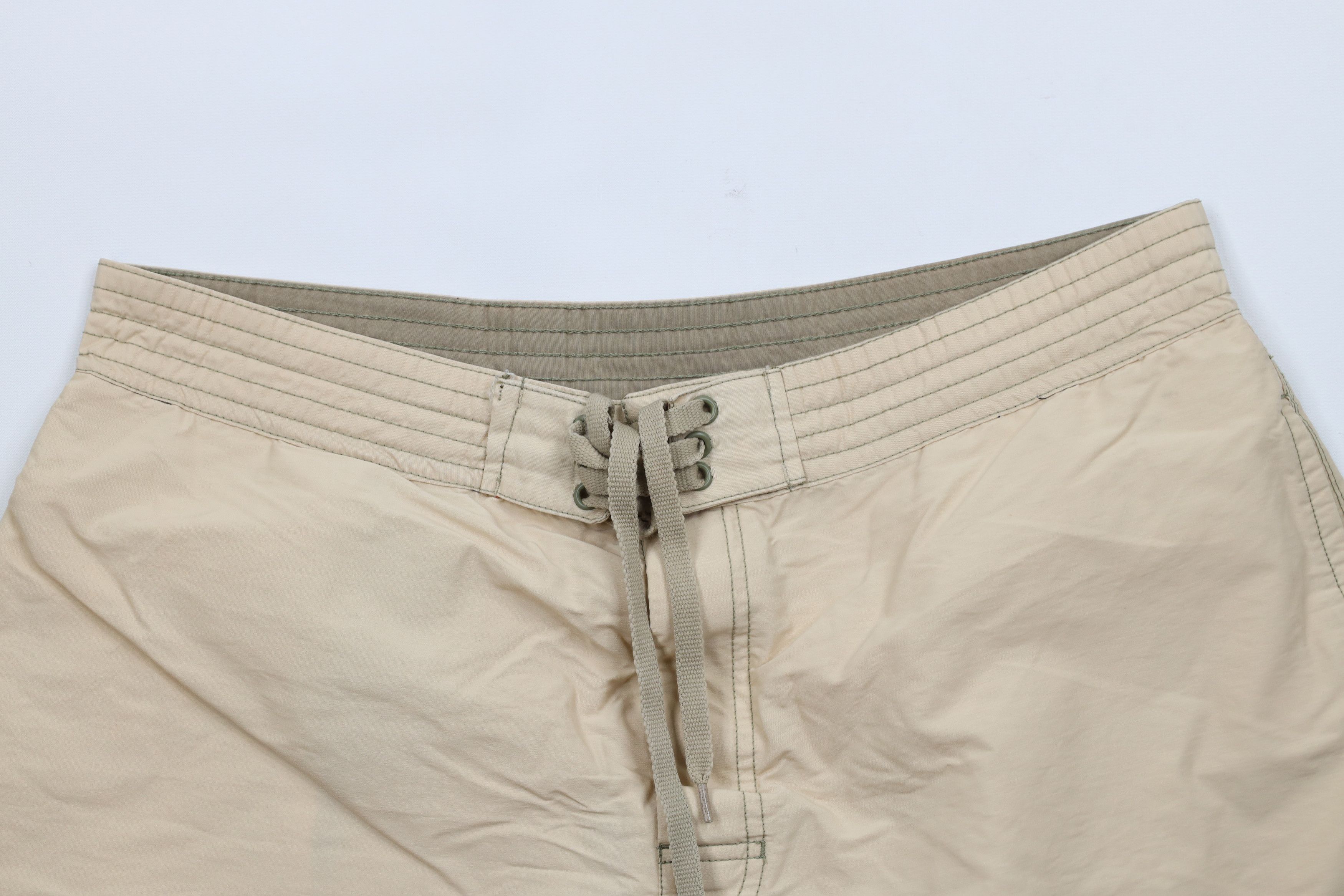 Tommy Hilfiger × Vintage Vintage 90s Tommy Hilfiger Spell Cargo Shorts Swim Trunks Size US 36 / EU 52 - 2 Thumbnail