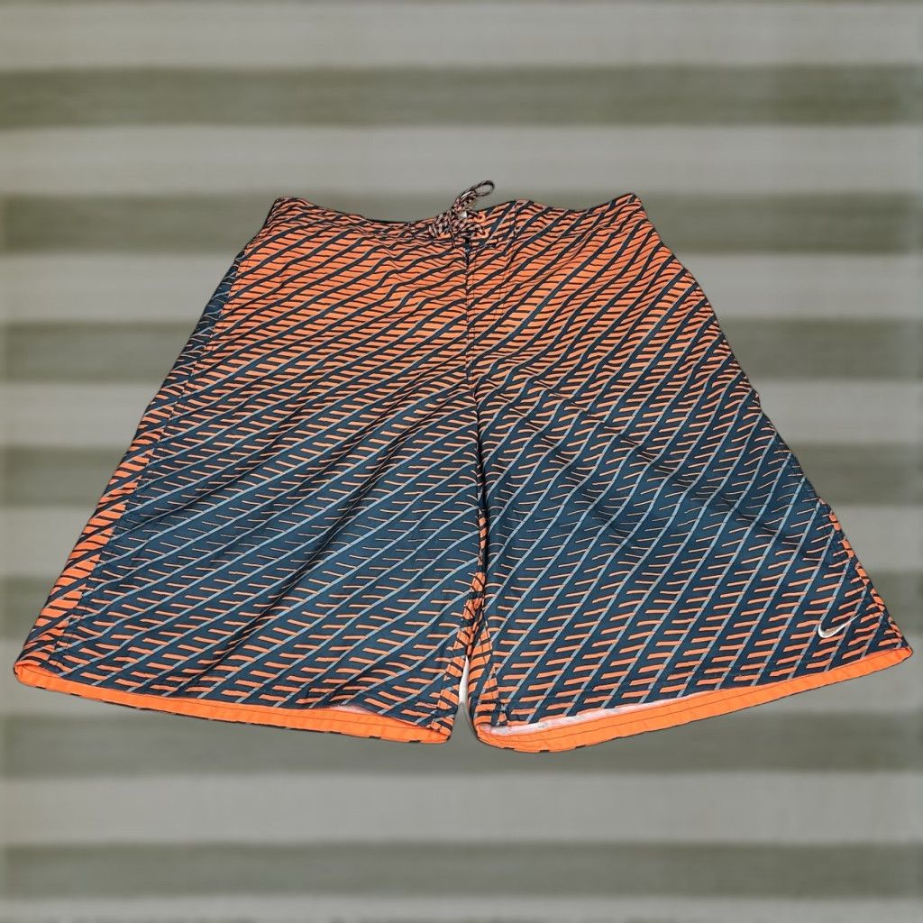 Nike Nike Swim Trunks Board Shorts Men Large Colorful Geometric Drawstring 11” Inseam Size US 33 - 1 Thumbnail