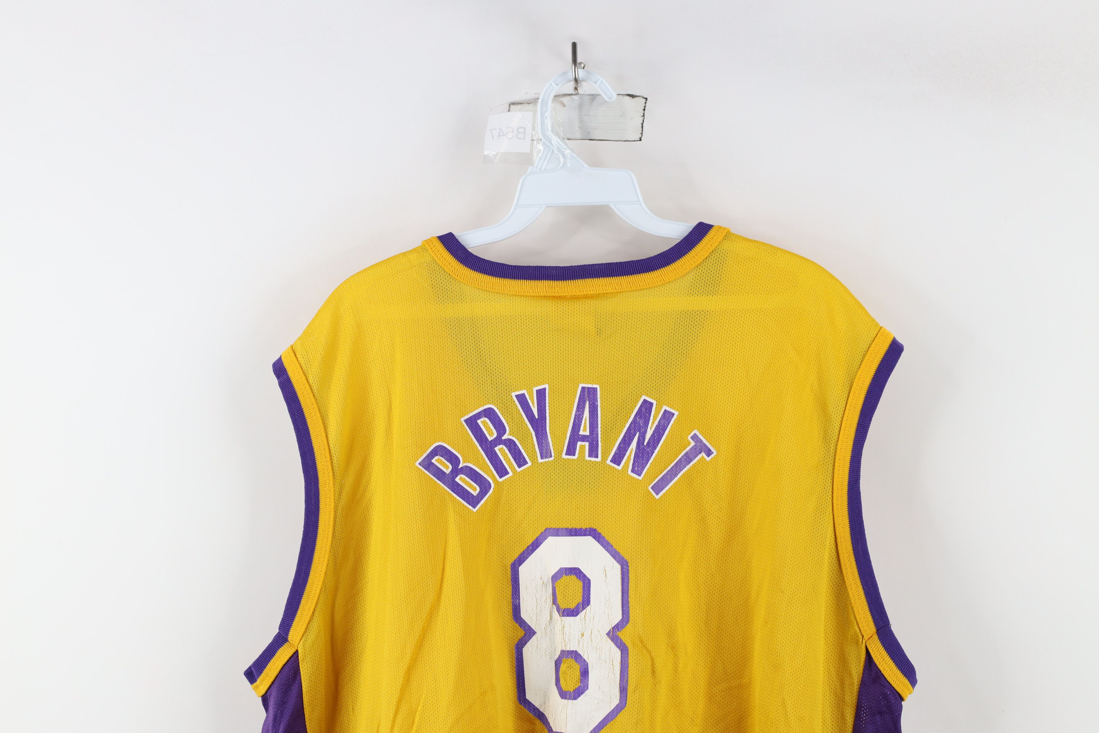 Champion × Vintage Vintage 90s Champion Los Angeles Lakers Basketball Jersey #8 Size US L / EU 52-54 / 3 - 15 Thumbnail