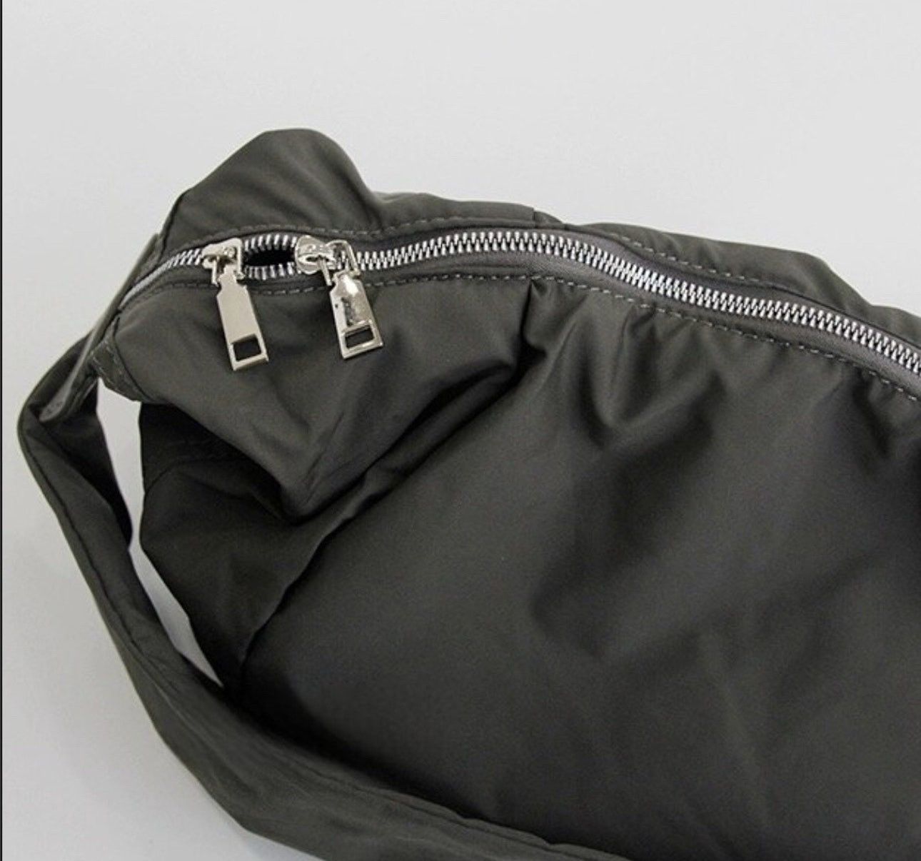 Japanese Brand × Vintage Outdoor retro puffer hobo bag shoulder messenger bag Size ONE SIZE - 4 Thumbnail