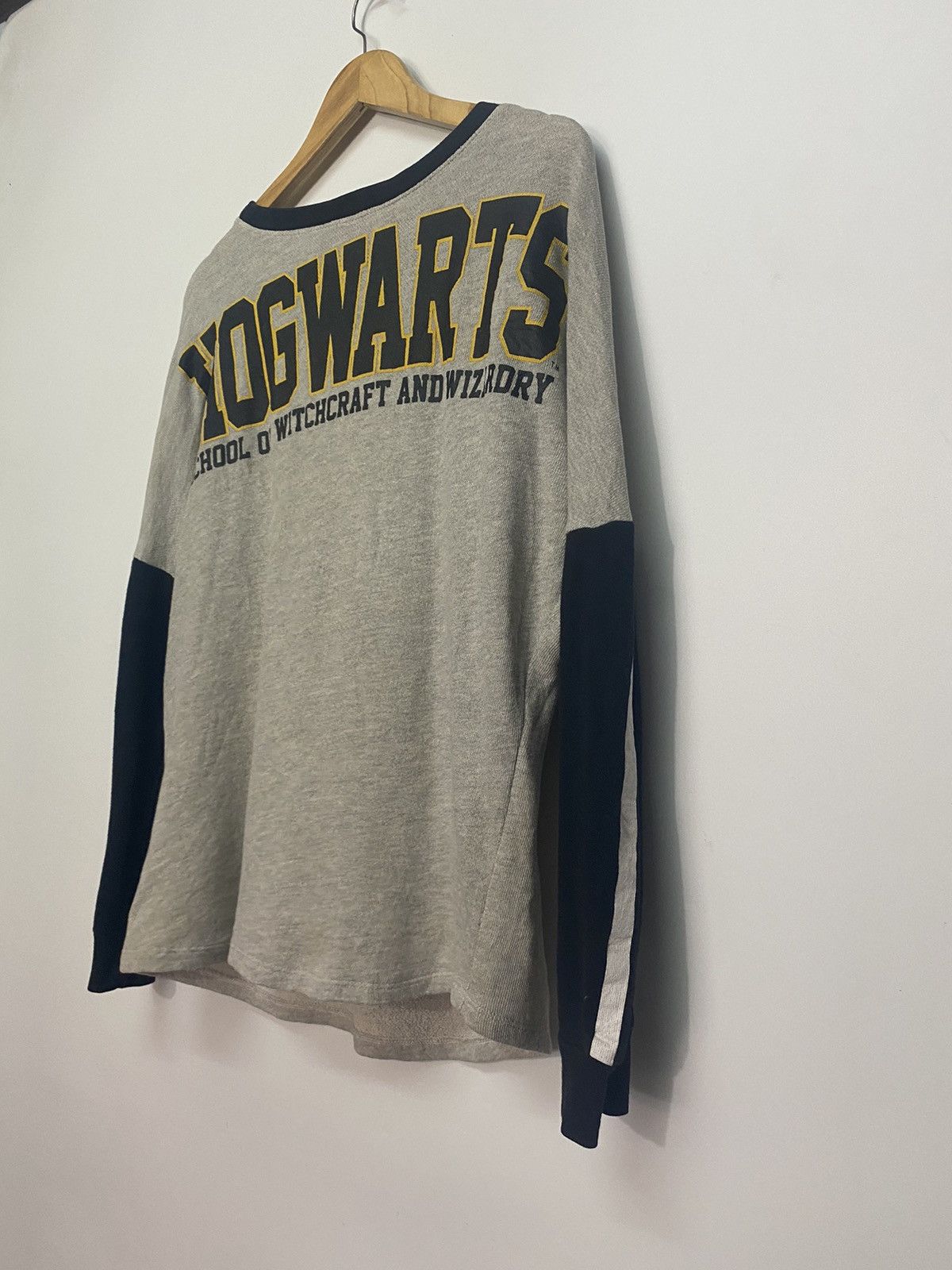 Vintage HOGWARTS School Witchcraft HARRY POTTER Pullover Sweatshirt Size US L / EU 52-54 / 3 - 5 Thumbnail
