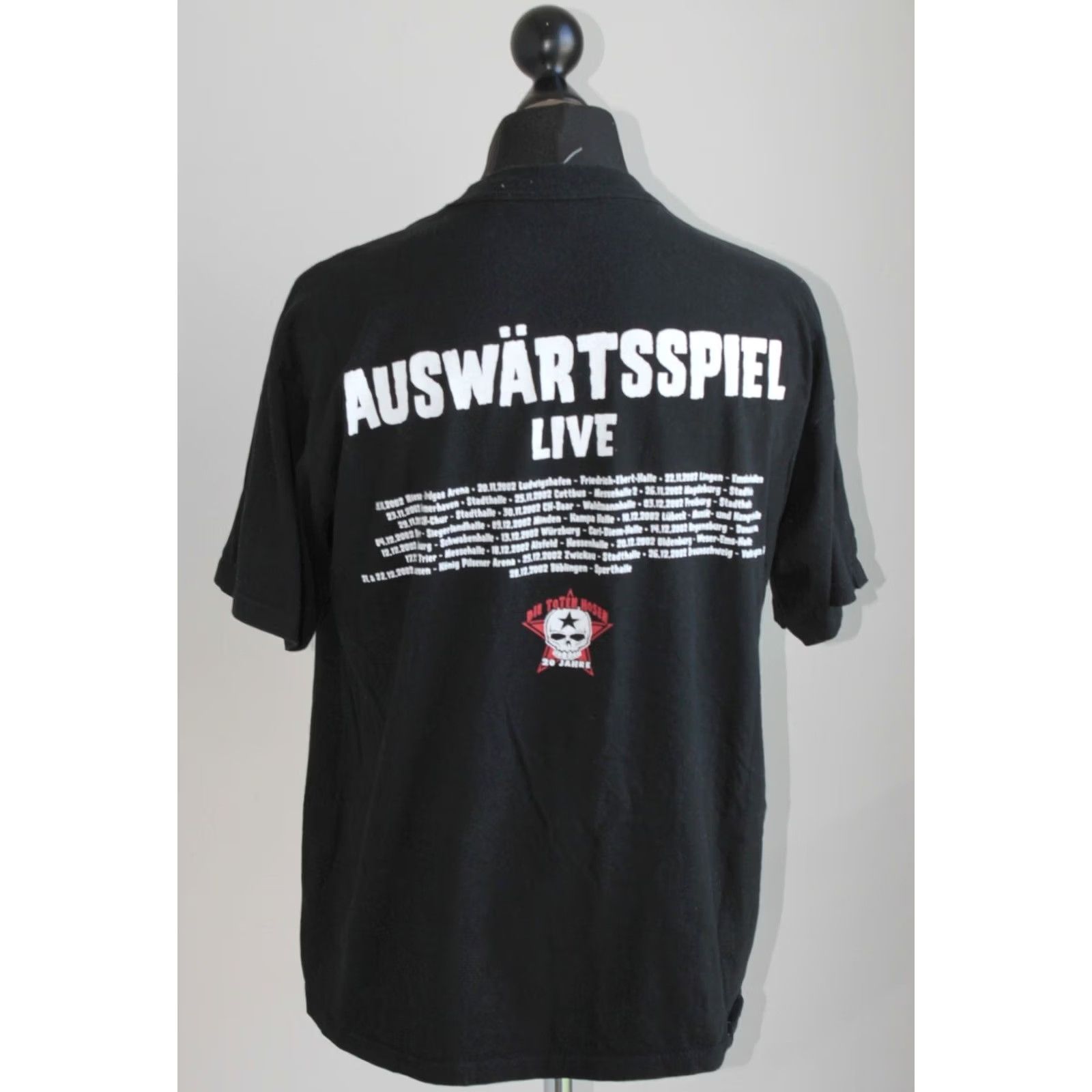 Vintage Vintage Die Toten Hosen mens shirt XL Black T-Shirt Punk Rock Cotton Shirt Mens XL Black Size US XL / EU 56 / 4 - 4 Thumbnail