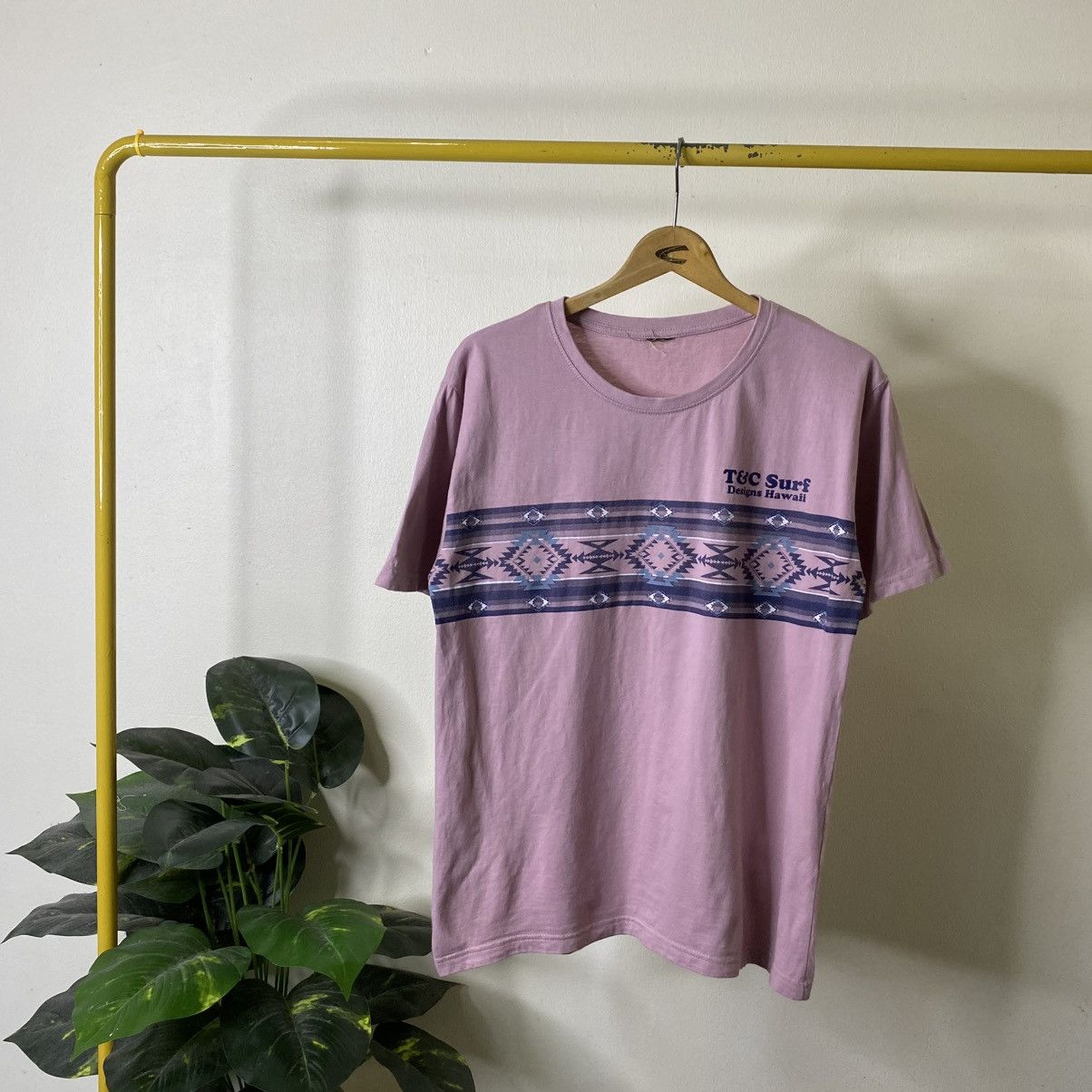 Vintage Y2K T&C Surf Native Navajo Pendleton Style Tshirt Size US M / EU 48-50 / 2 - 1 Thumbnail
