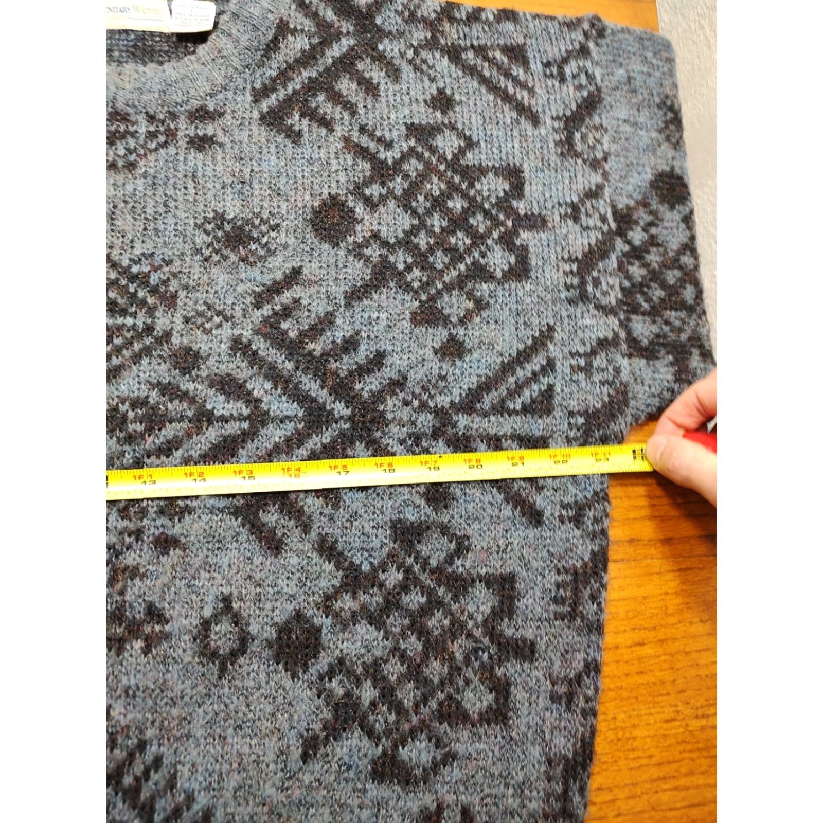 Vintage VINTAGE Boundary Waters Sweater Mens Large Blue Acrylic Geometric Knit Crew Neck Pullover Knit All Seasons 90s 80s Classic Mens Size US L / EU 52-54 / 3 - 6 Thumbnail