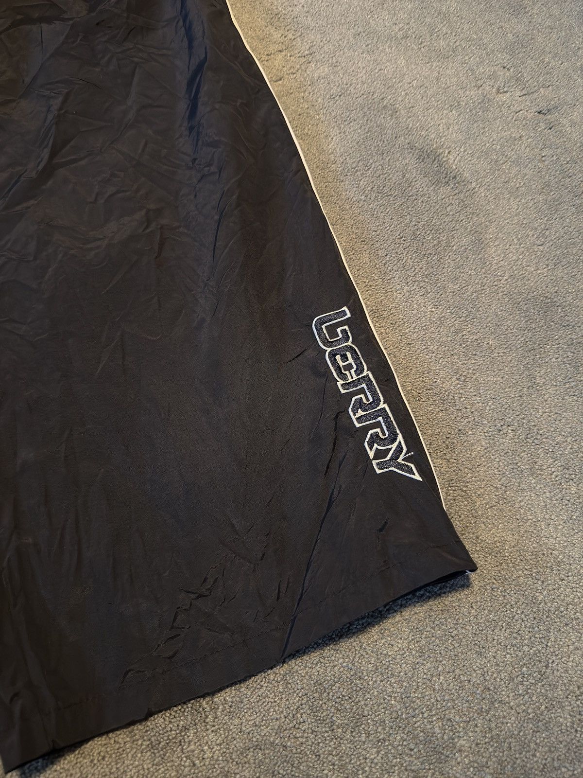 GV Gallery Raspberry Hills D Will Nylon Track Pants