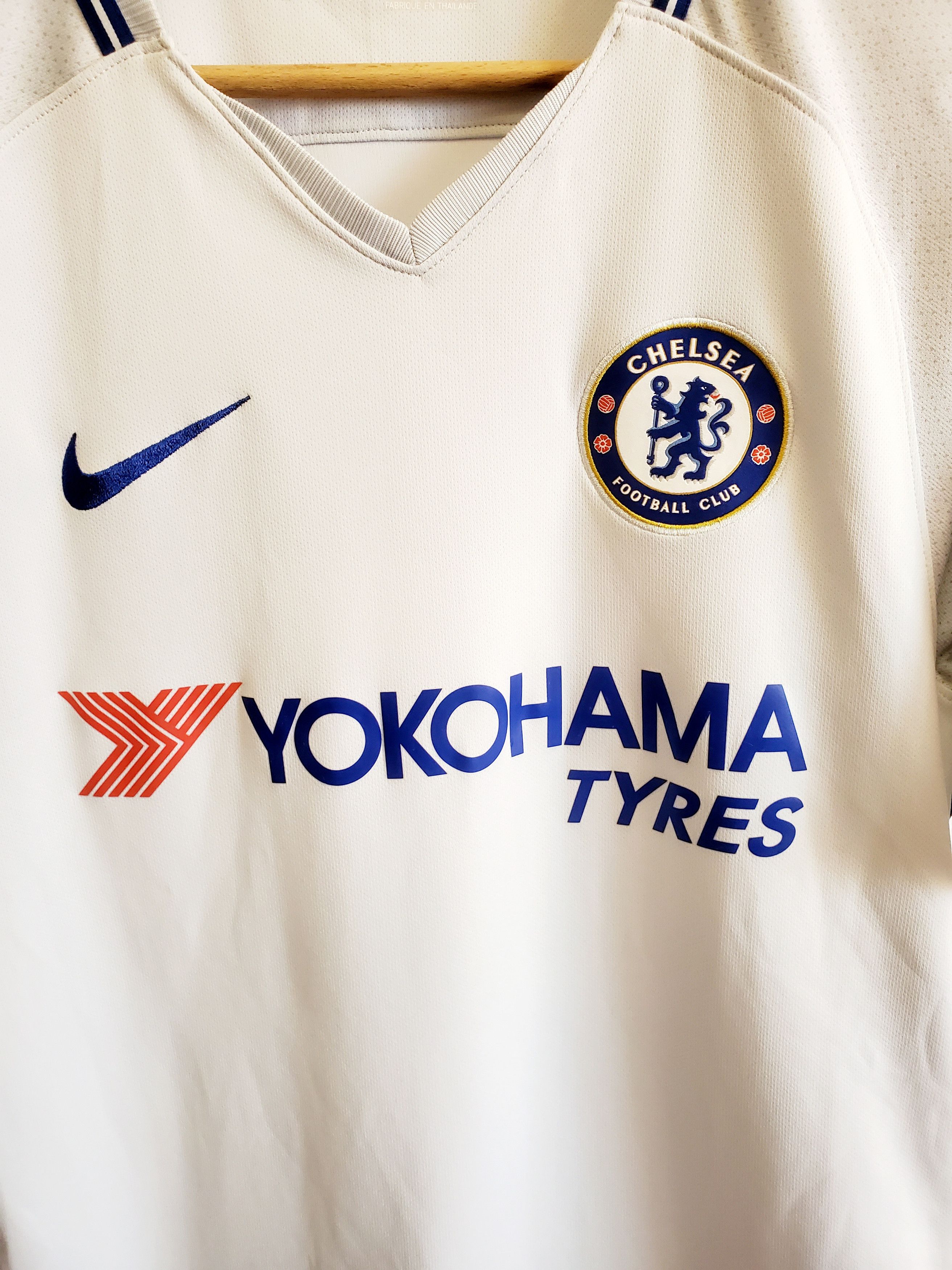 Nike Chelsea Jersey 2017 2018 Away Shirt size S Size US S / EU 44-46 / 1 - 2 Thumbnail