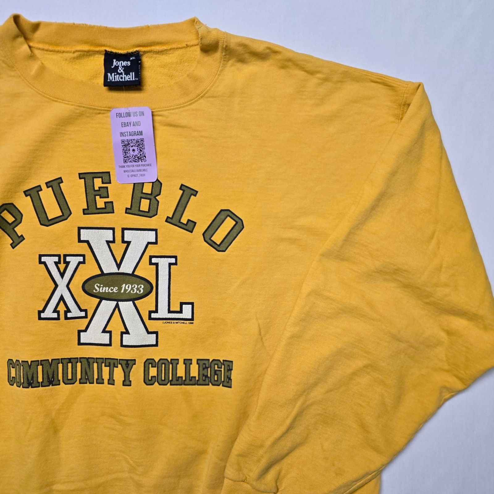 Vintage Vintage Pueblo College Sweatshirt Comunity Distressed XL Size US XL / EU 56 / 4 - 8 Thumbnail