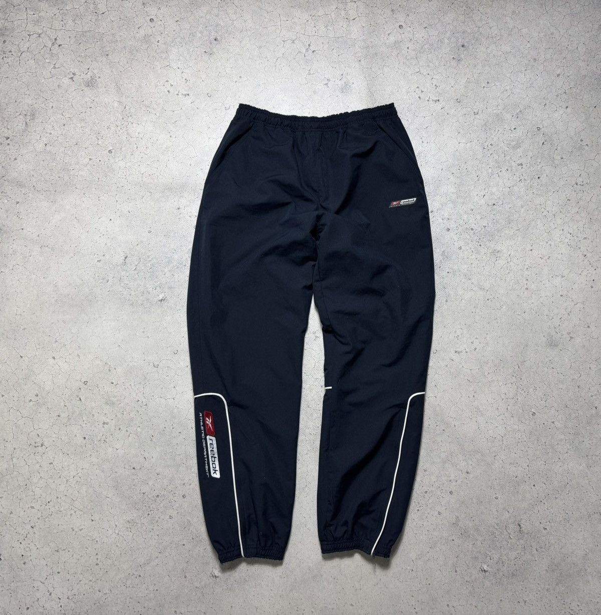 Reebok Reebok Vintage Navy Nylon Track Suit Jacket & Pants Size M Size US M / EU 48-50 / 2 - 14 Thumbnail