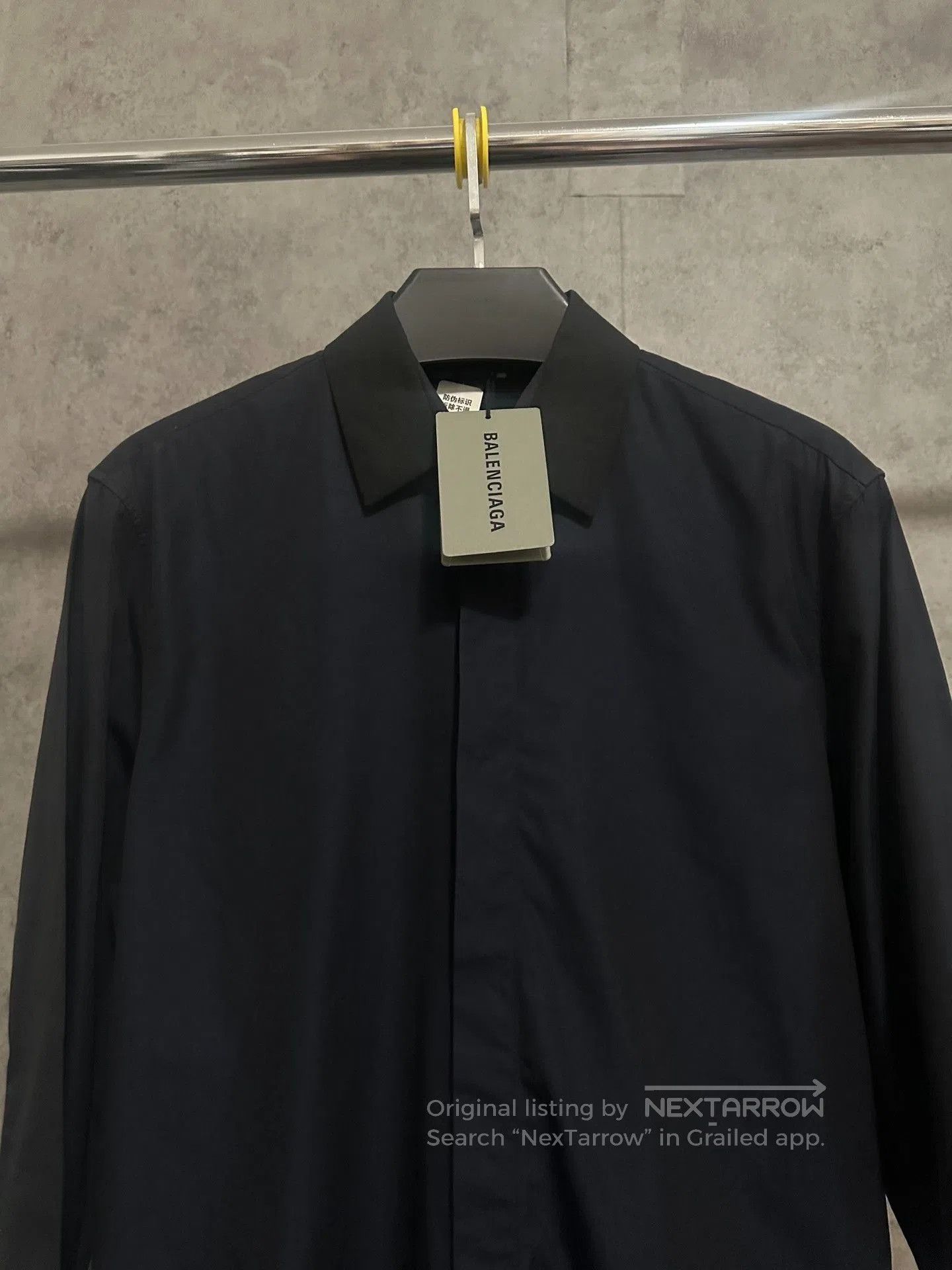 Balenciaga Balenciaga Classic Collared Long-Sleeve Shirt. Size US M / EU 48-50 / 2 - 2 Thumbnail