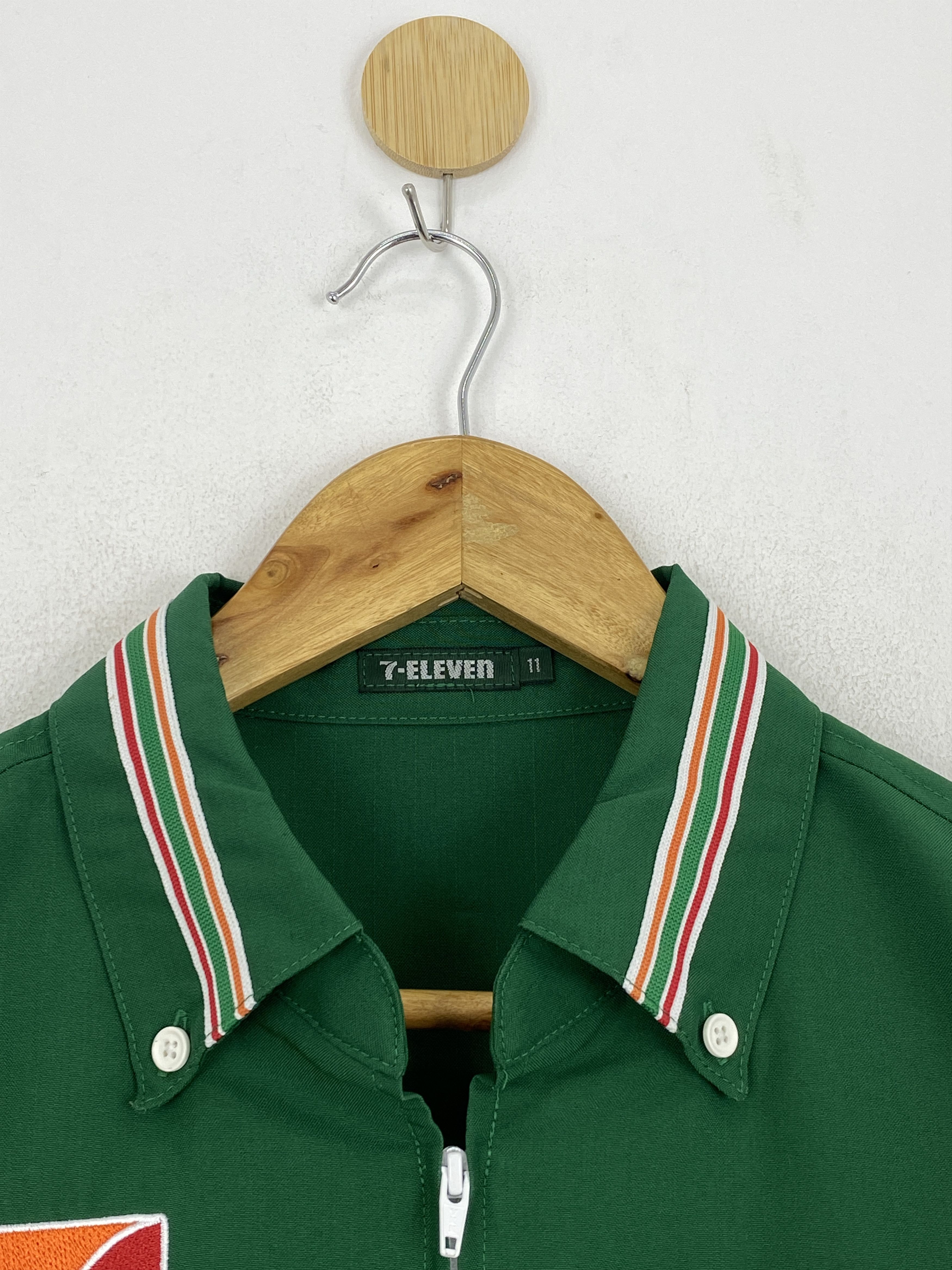 Vintage Vintage 7-Eleven Workwear Zipper Jacket J1912 Size US M / EU 48-50 / 2 - 7 Thumbnail