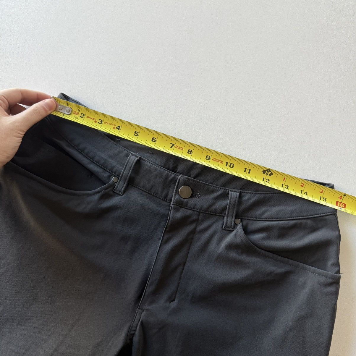 Lululemon ABC Classic-Fit 5 Pocket Pant ($138 Retail) Size US 31 - 9 Thumbnail