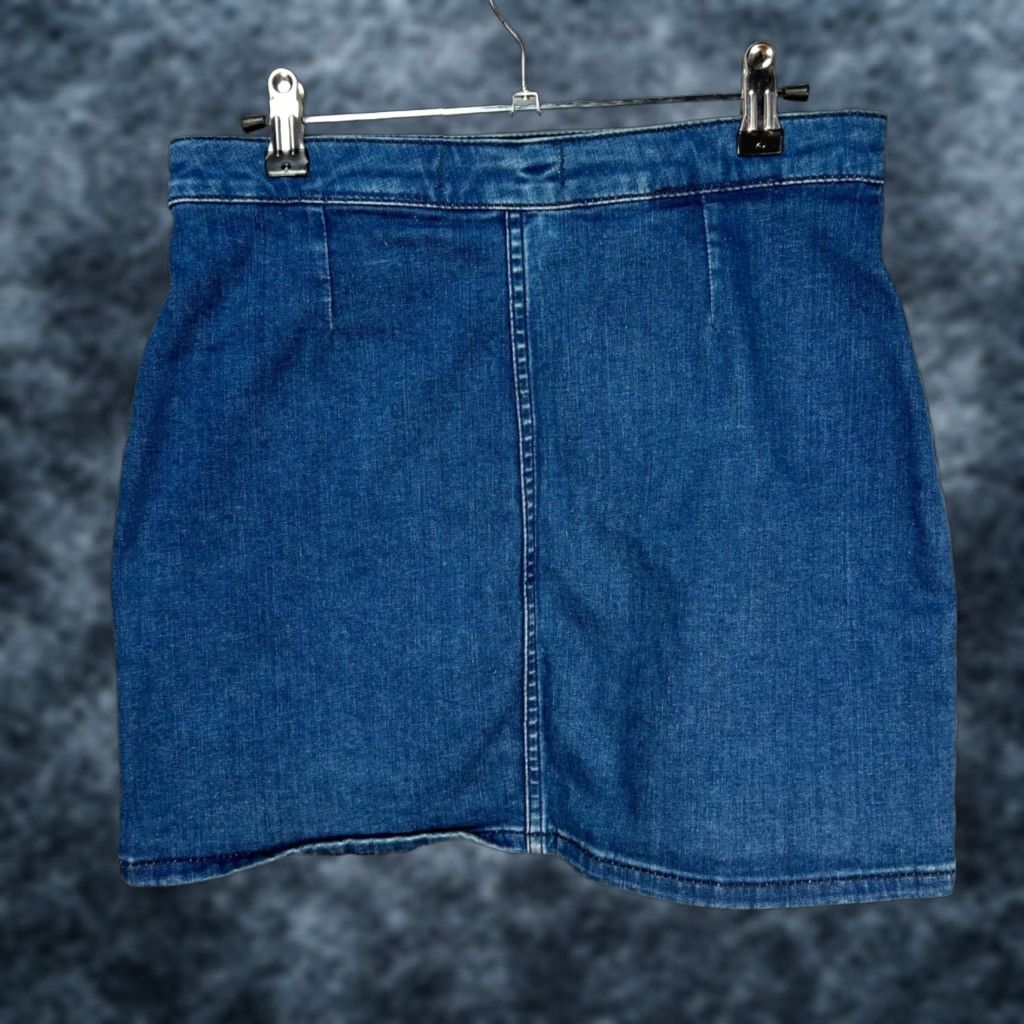 Vintage We The Free Womens Size 6 Blue Denim Wrap Skirt Button Detail Mini Short Casual Summer Spring Skirt Womens 6 Denim Button We The Free Size 28" / US 6 / IT 42 - 1 Thumbnail