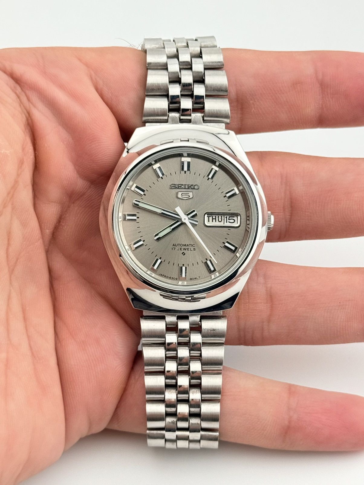 Seiko Seiko 5 Automatic Grey Dial Watch Mens Vintage Wristwatch Size 36 - 4 Thumbnail