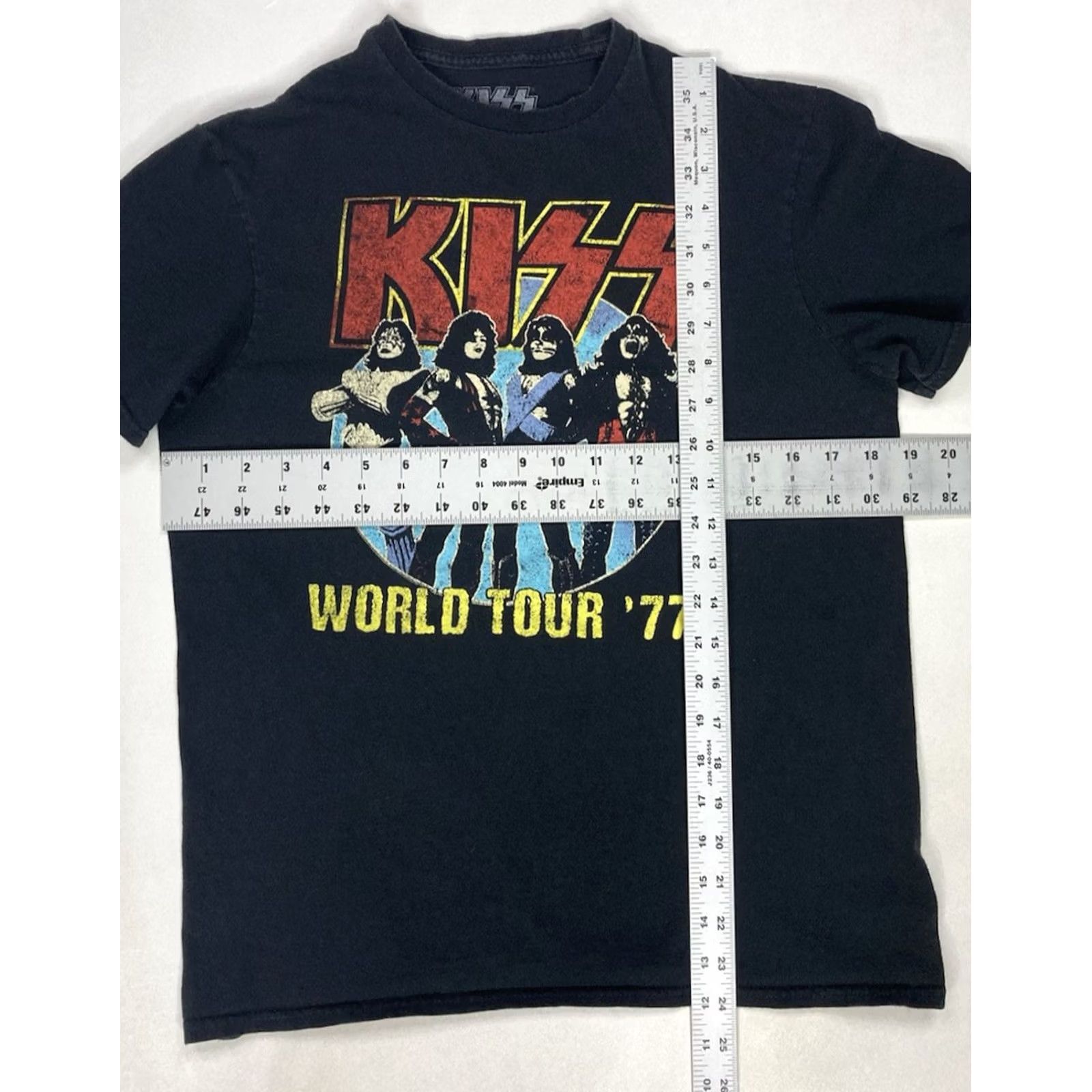 Vintage VINTAGE Kiss World Tour 77 Graphic T-shirt Women Medium Black Short Sleeve Band Music Shirt Womens - 192 Size M / US 6-8 / IT 42-44 - 5 Thumbnail