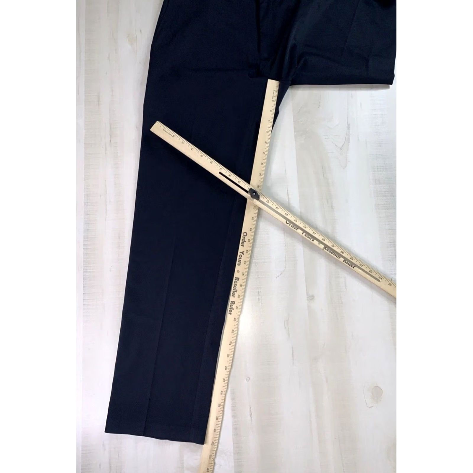 Haggar Haggar No Iron Premium Khaki Straight Fit Navy Pants Mens 36x32 EUC Size US 36 / EU 52 - 5 Thumbnail
