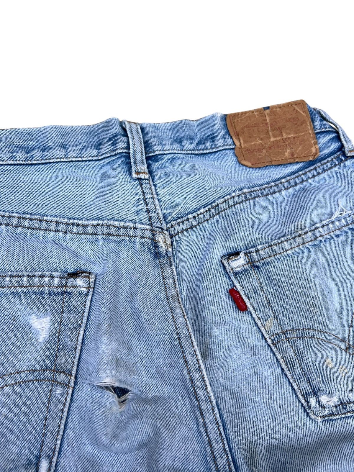 Levi's Trashed Vintage 80s Levi’s 501 Redline Selvedge Denim Jeans Size US 32 / EU 48 - 16 Thumbnail