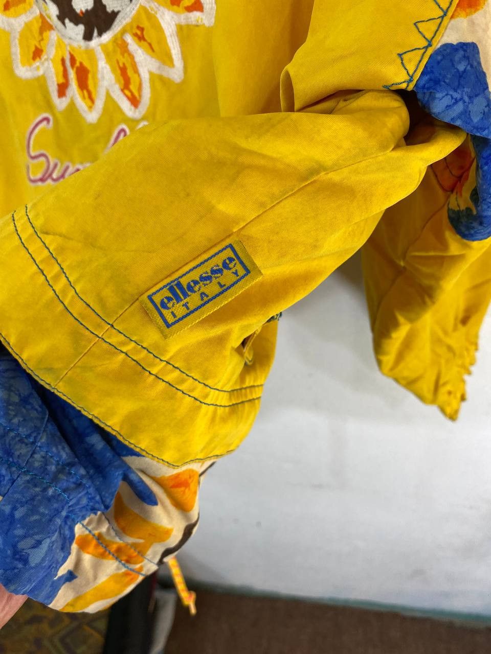 Ellesse vintage ellesse sunflower ski jacket very nice design Size US L / EU 52-54 / 3 - 15 Thumbnail