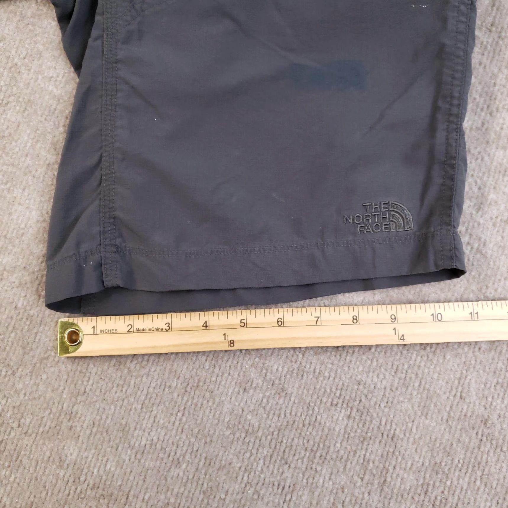 The North Face The North Face Men's Shorts 32 Gray Nylon Outdoor Hiking Cargo Quick Dry Breathable Lightweight Size US 32 / EU 48 - 3 Thumbnail