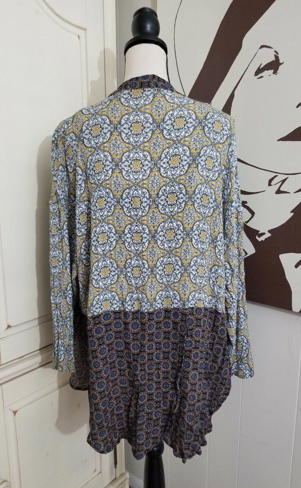 Designer Chelsea And Violet Sweater Medium Boho 3/4 Sleeve Medallion Size M / US 6-8 / IT 42-44 - 3 Thumbnail