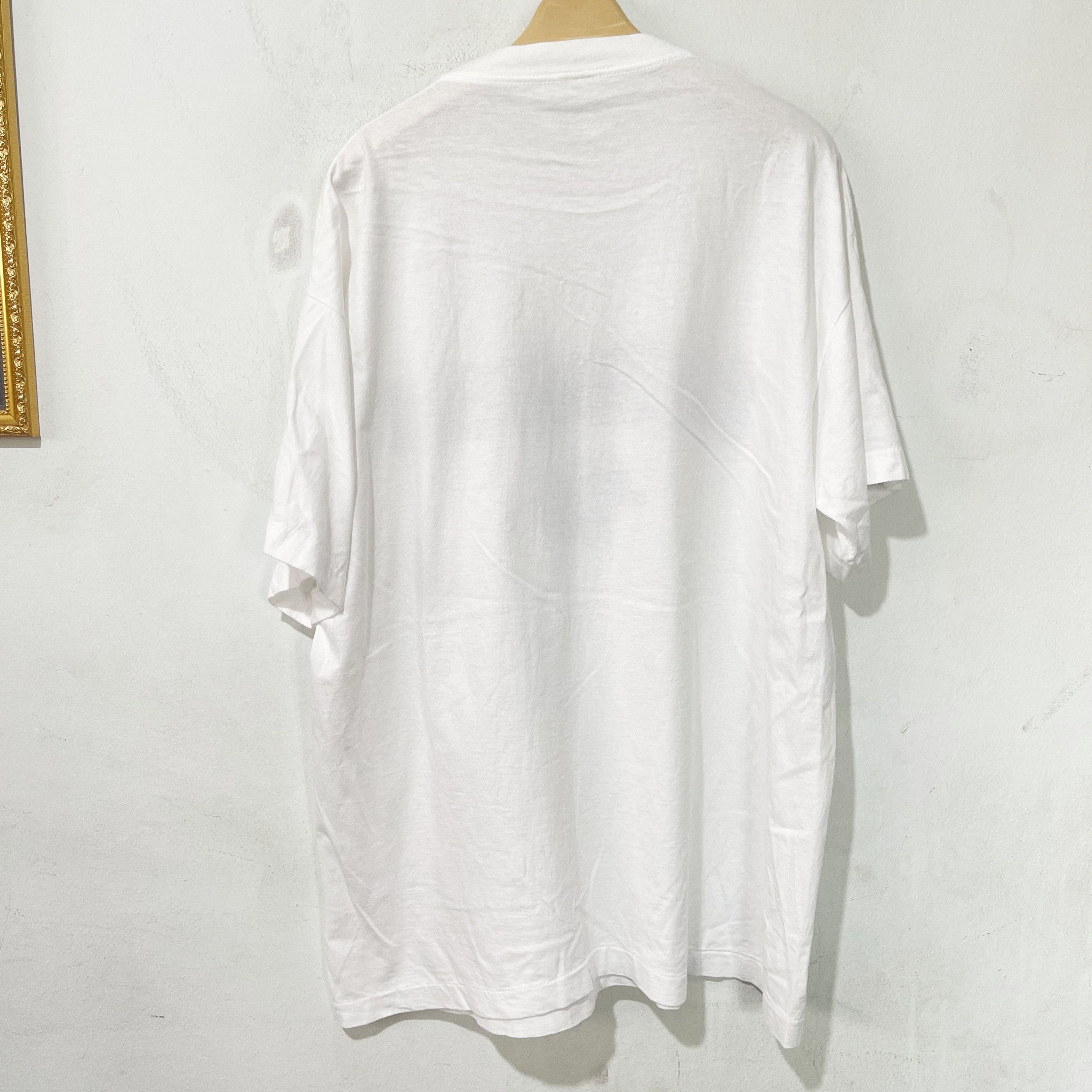 Louis Vuitton Vintage 90s The Arts Need More Than Imagination T-Shirt Size US XL / EU 56 / 4 - 3 Thumbnail