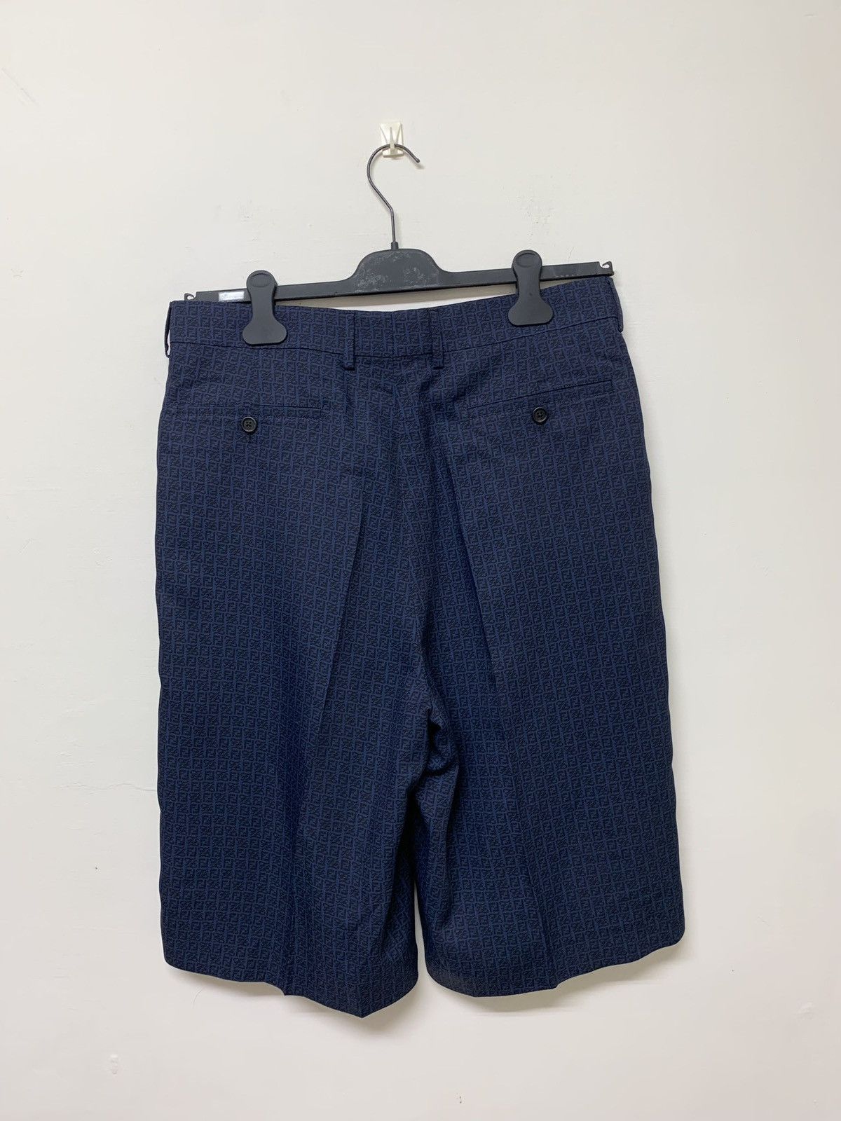 Fendi fendi FF logo print shorts 2021 Size US 34 / EU 50 - 2 Thumbnail