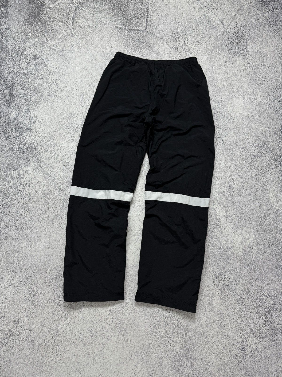 Nike OOs Nike Vintage Nylon Baggy Swoosh Parachute Track Pants Size US 34 / EU 50 - 7 Thumbnail