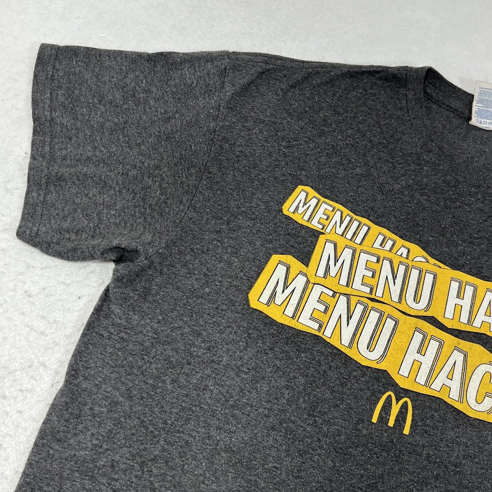 Delta McDonald’s Large Menu Hacks Employee Gray Graphic T Shirt Size US L / EU 52-54 / 3 - 6 Thumbnail