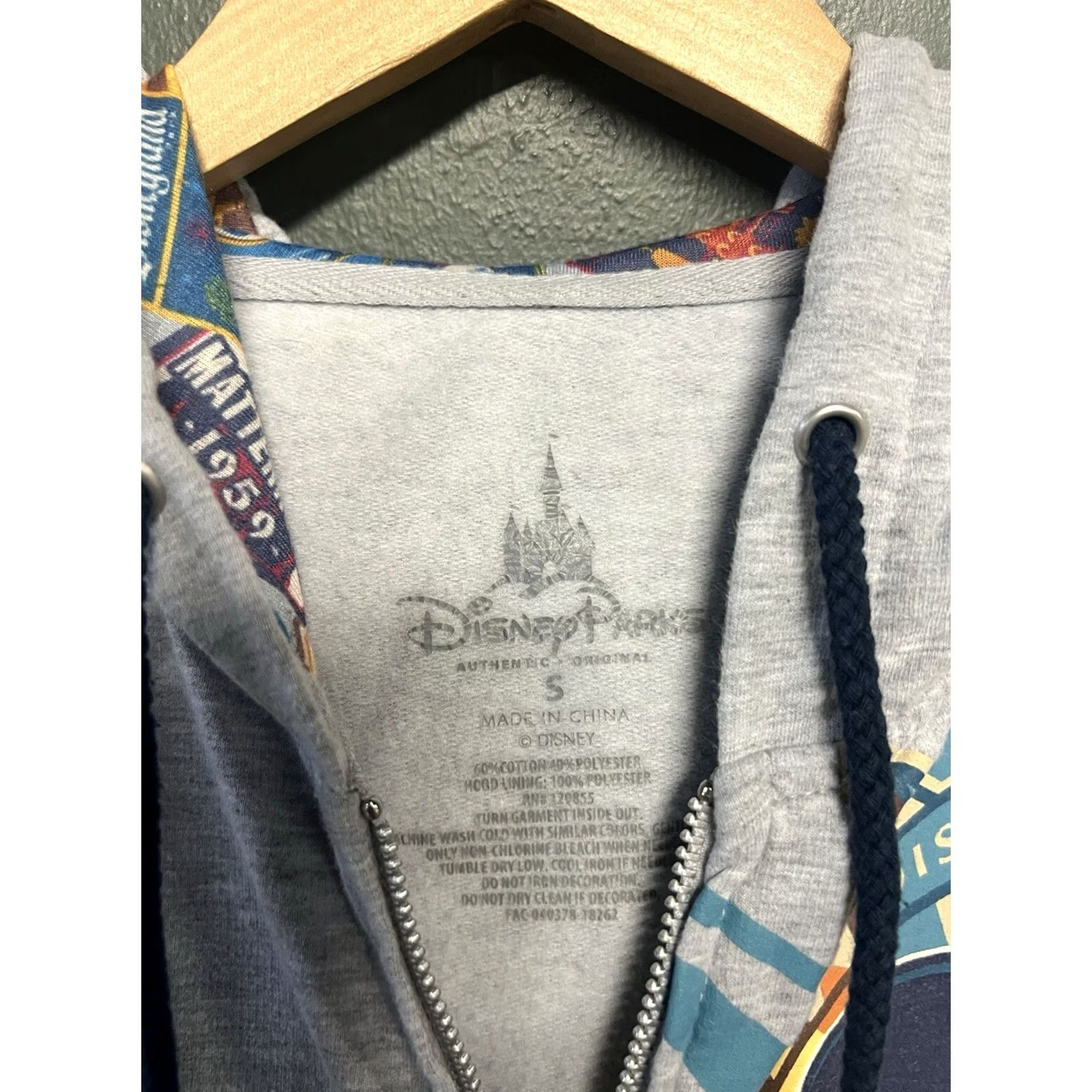 Vintage Disneyland California Adventure Womens Gray Full Zip Hooded Sweatshirt Small Size S / US 4 / IT 40 - 3 Thumbnail