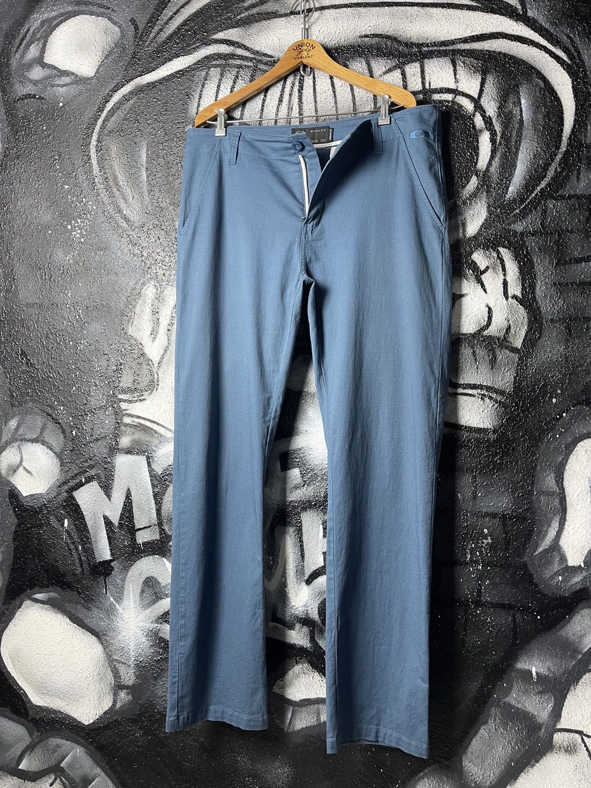 Oakley Oakley Regular Fit Blue Chino Trousers Pants Size W36 L32 Size US 36 / EU 52 - 2 Thumbnail