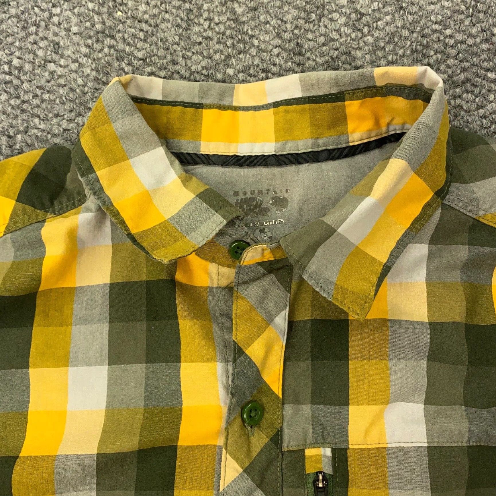 Mountain Hardwear VINTAGE Mountain Hardwear Shirt Mens L Plaid Button-Up Short Sleeve Yellow Cotton Polyester Casual Travel Workwear Distinctive Classic Outdoor Mens Size US L / EU 52-54 / 3 - 3 Thumbnail