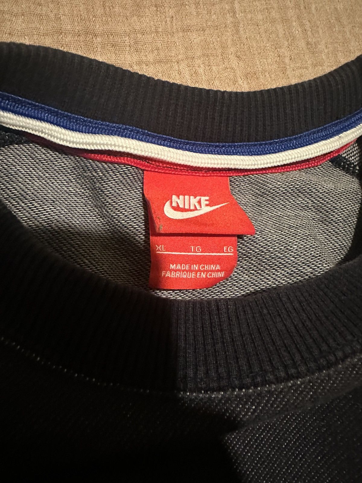 Nike Nike France Football Federation Crewneck Size US XL / EU 56 / 4 - 5 Thumbnail