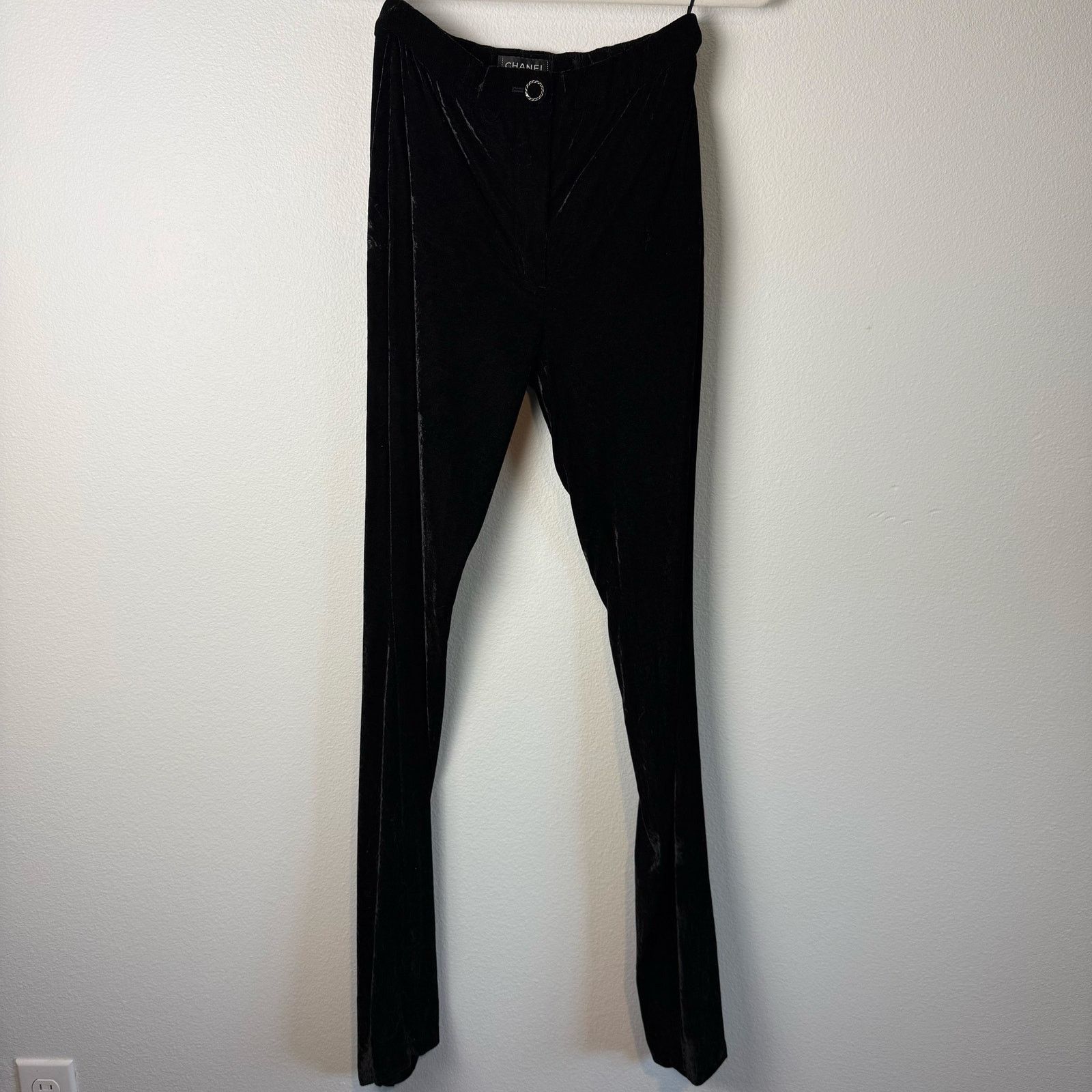 Chanel CHANEL P46629 Black Velvet / Rayon Pant Holiday Zip Sx 36 Size 26" / US 2 / IT 38 - 1 Thumbnail