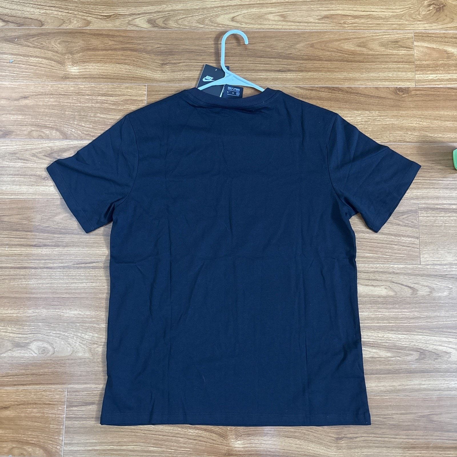 Nike Nike Shirt Black With White Nike Logo Unisex Brand New w Tag Size US M / EU 48-50 / 2 - 6 Thumbnail