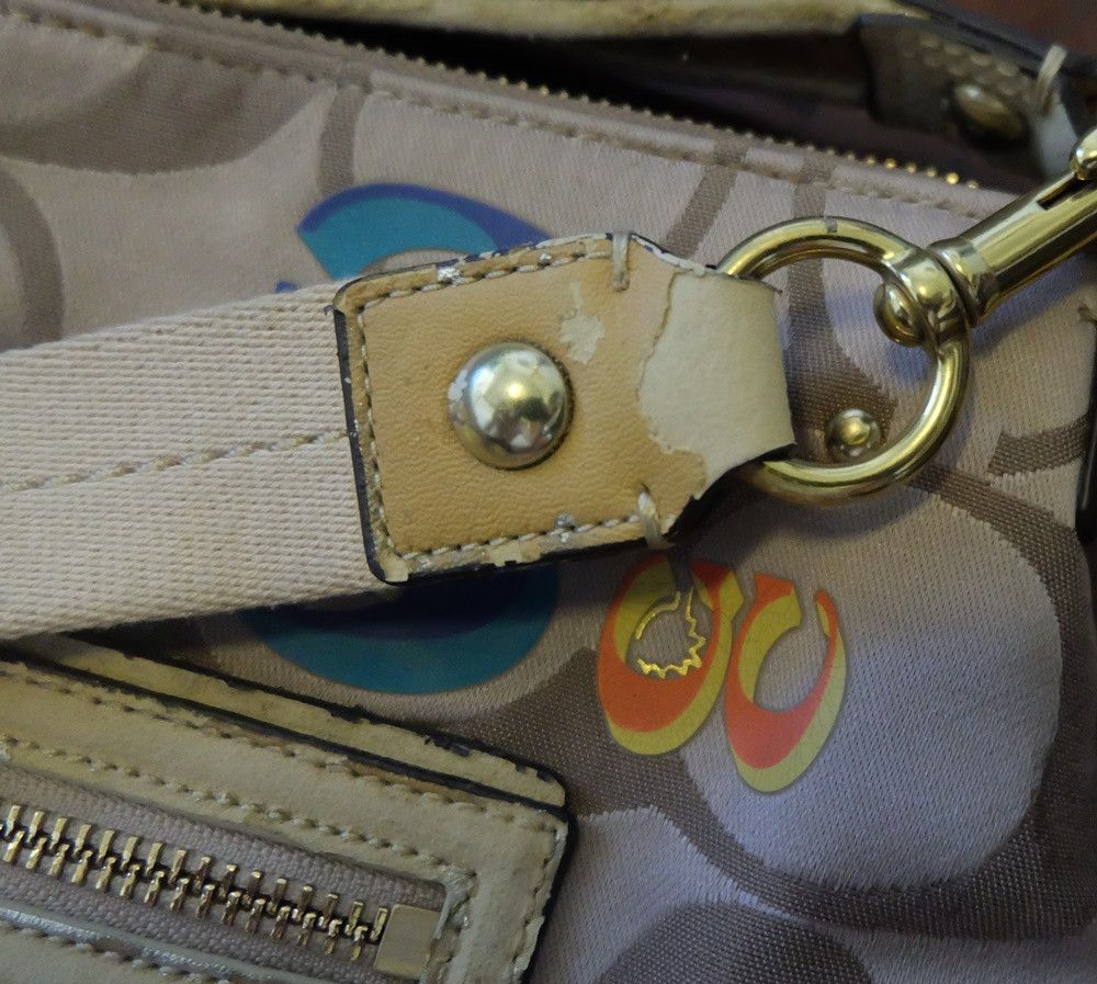 Coach Coach Daisy Poppy Appliqué Hobo Shoulder Bag Size ONE SIZE - 10 Thumbnail