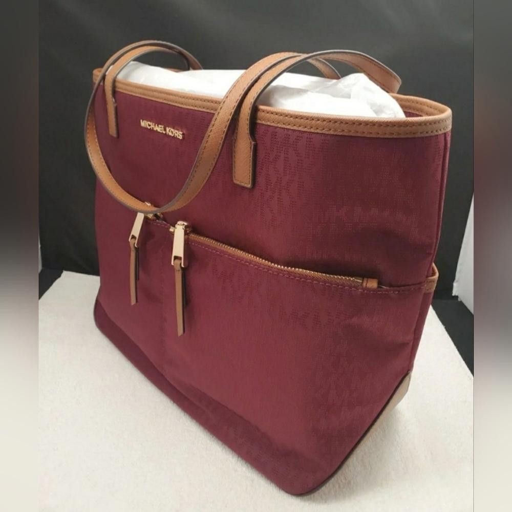 Michael Kors Michael Kors Pocket Nilon Tote Merlot/Gold Style Size ONE SIZE - 2 Thumbnail