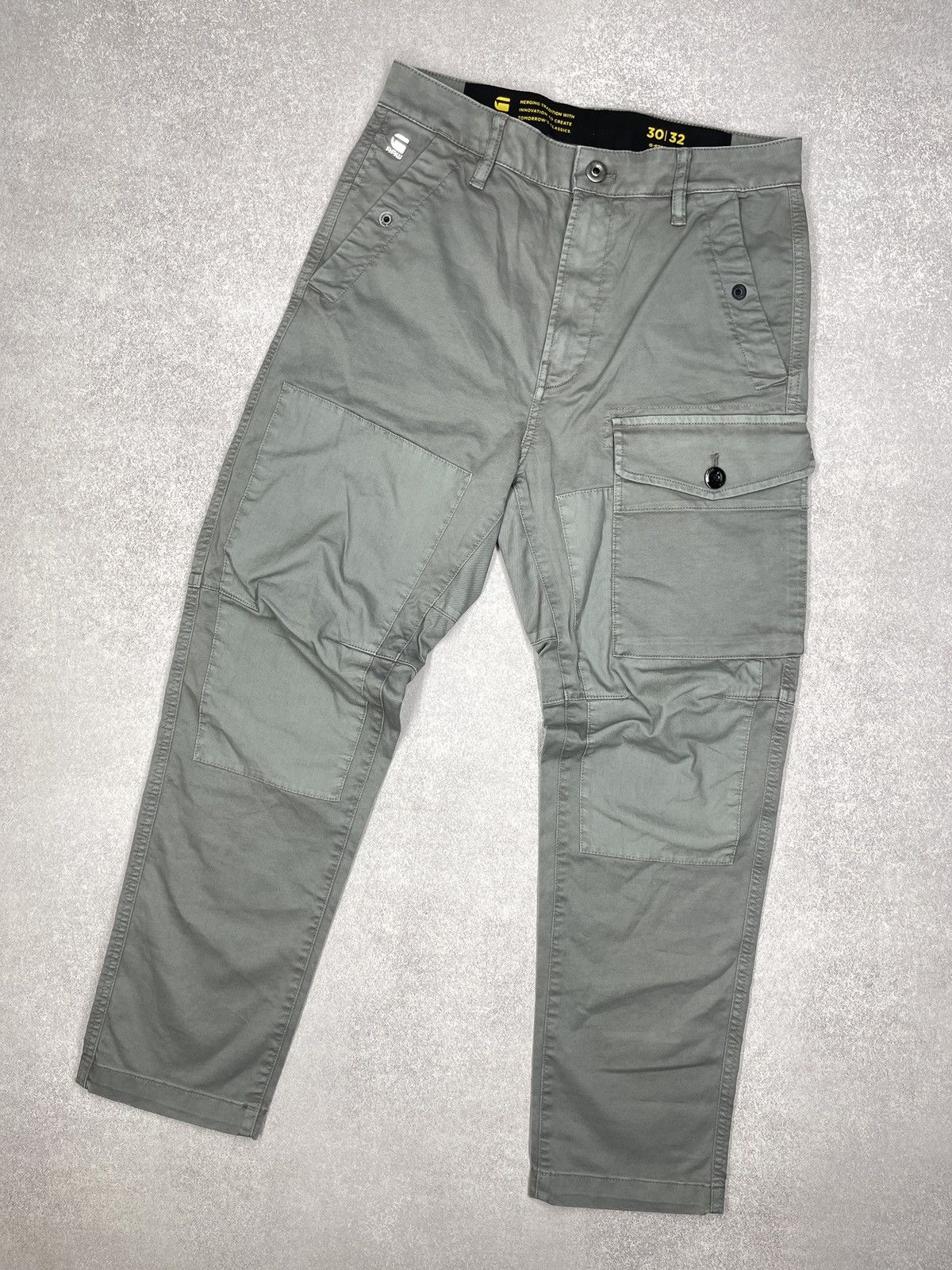 G-Star Mens G Star Raw Torrick Relaxed Cargo Pants Grey Multipocket Size US 32 / EU 48 - 1 Thumbnail