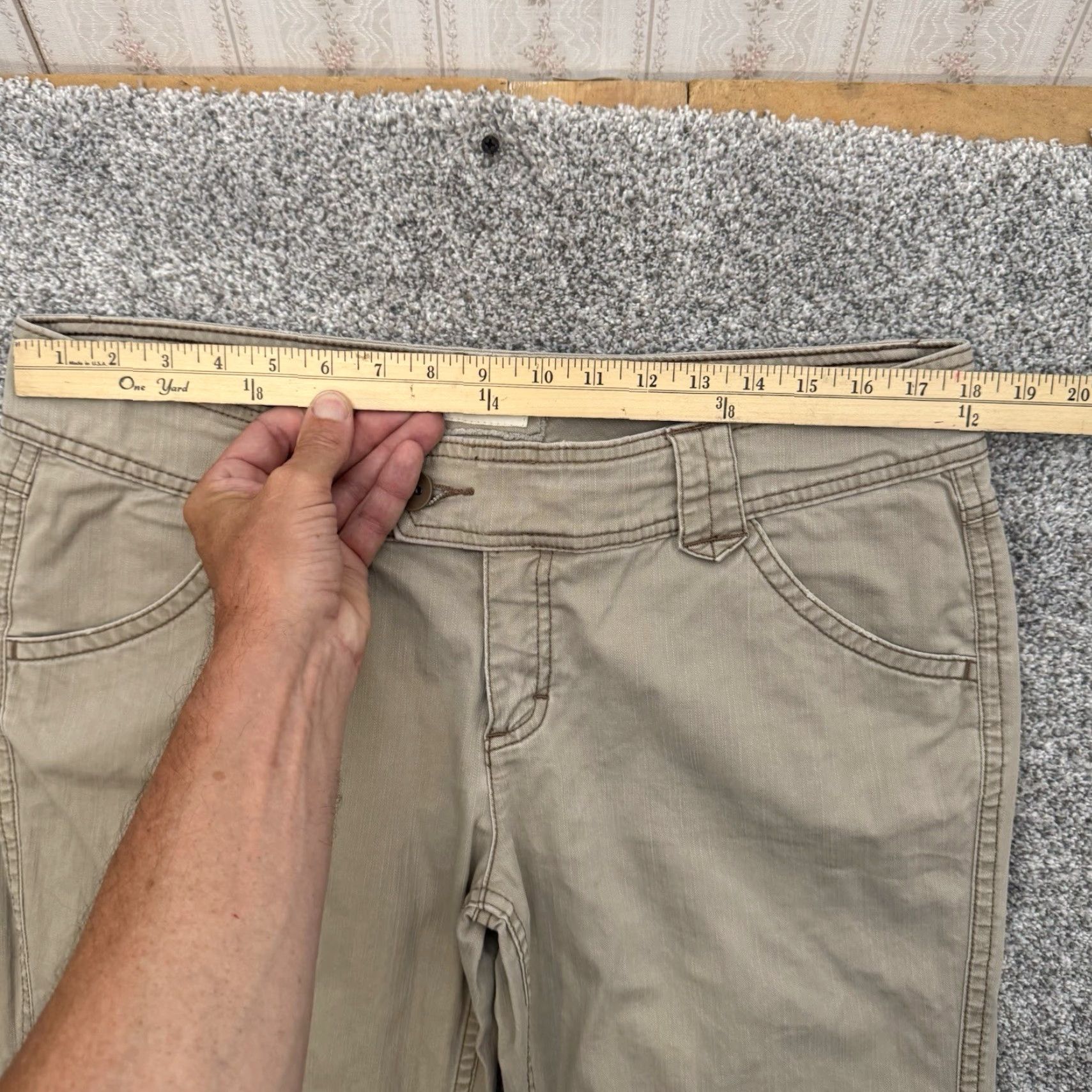 Vintage Maurices Khaki Pants Pants Maurices Khaki Pants 14 Petite Women Bootcut Retro Y2K Casual Beige Cotton Spandex Zip Button Short Flare/Mall Girl Size 36" / US 14 / IT 50 - 2 Thumbnail