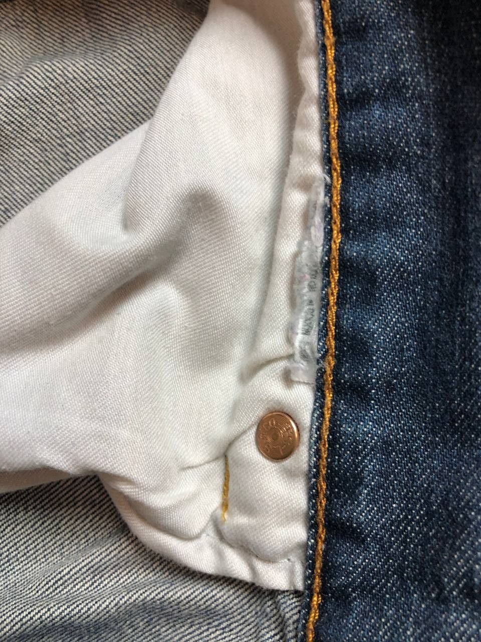 Levi's Levi's 501 Jeans Mens Straight Button Fly Blue Denim Size US 36 / EU 52 - 14 Thumbnail