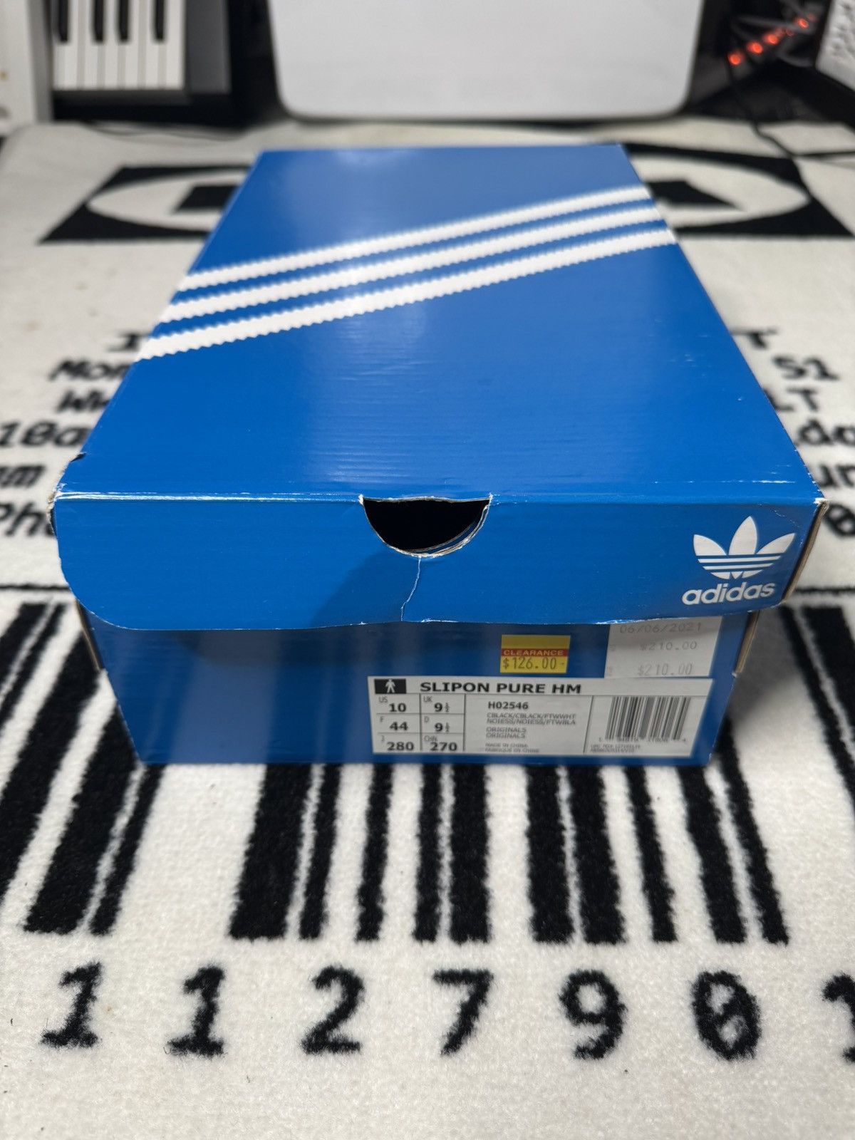 Adidas Adidas Slip-on Pure Human Made Size US 10 / EU 43 - 8 Thumbnail