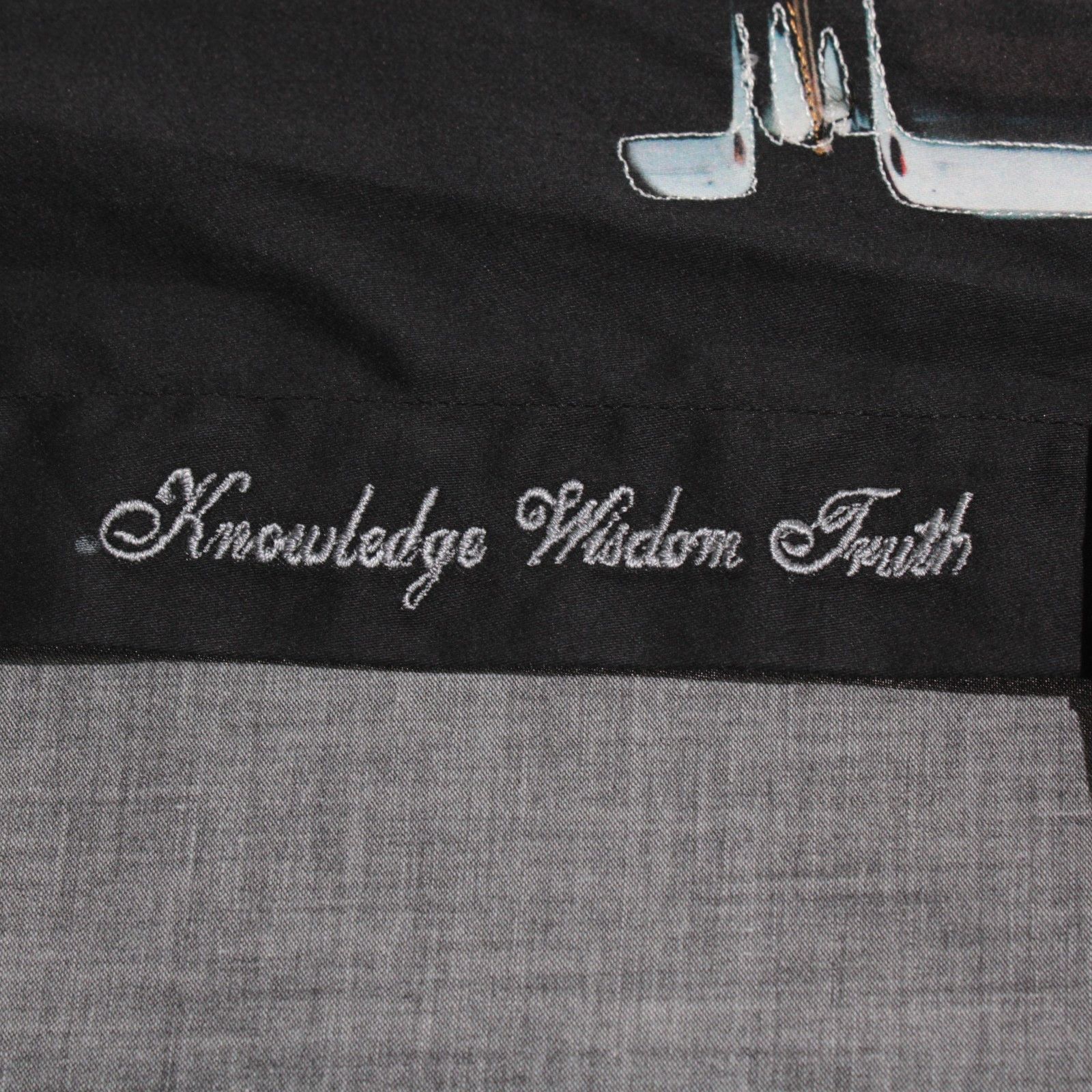 Robert Graham Robert Graham New with tags Shirt Size L US In Black Size US L / EU 52-54 / 3 - 6 Thumbnail