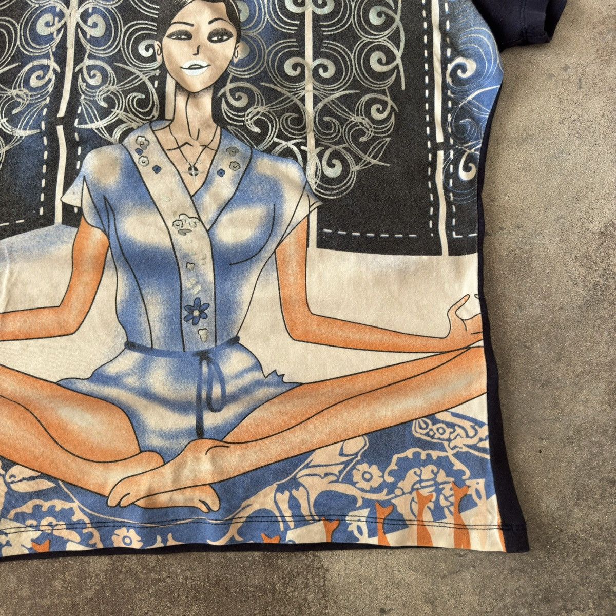 Custo Barcelona Custo Barcelona Y2K Vintage Yoga Girl Boho T-Shirt Size US M / EU 48-50 / 2 - 5 Thumbnail