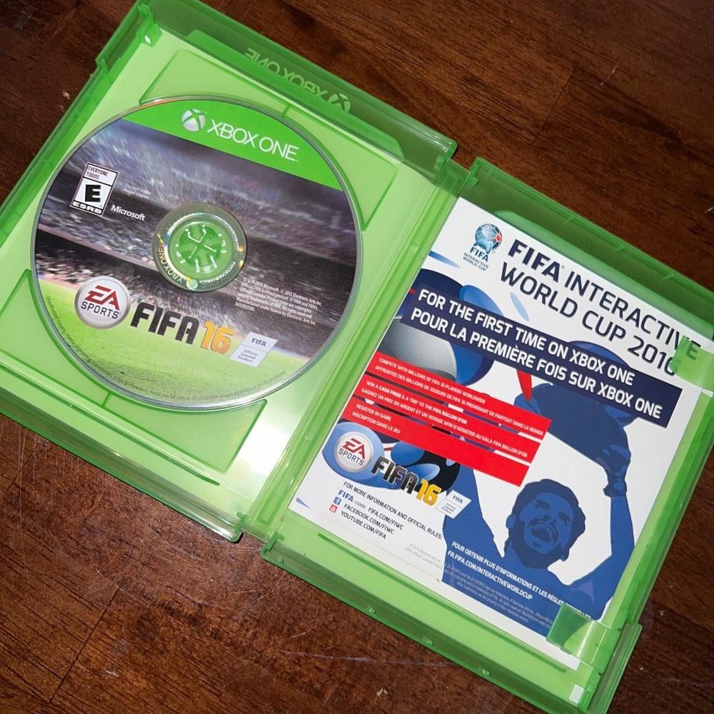 Microsoft FIFA 16 - Microsoft Xbox One - COMPLETE & MINT DISC Size ONE SIZE - 3 Thumbnail