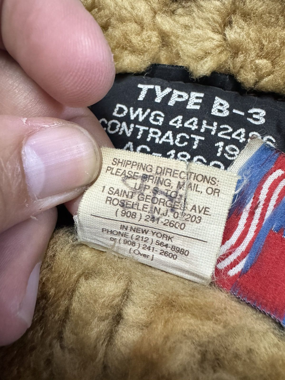 Schott VINTAGE 1980s SCHOTT B-3 SHEARLING JACKET Size US M / EU 48-50 / 2 - 8 Thumbnail