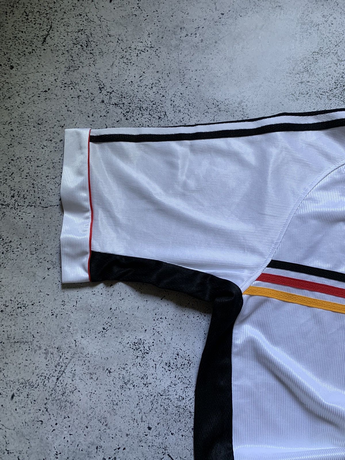 Adidas RARE🔥 1998/99 Adidas Germany Soccer Jersey Vintage T-shirt Size US XL / EU 56 / 4 - 9 Thumbnail