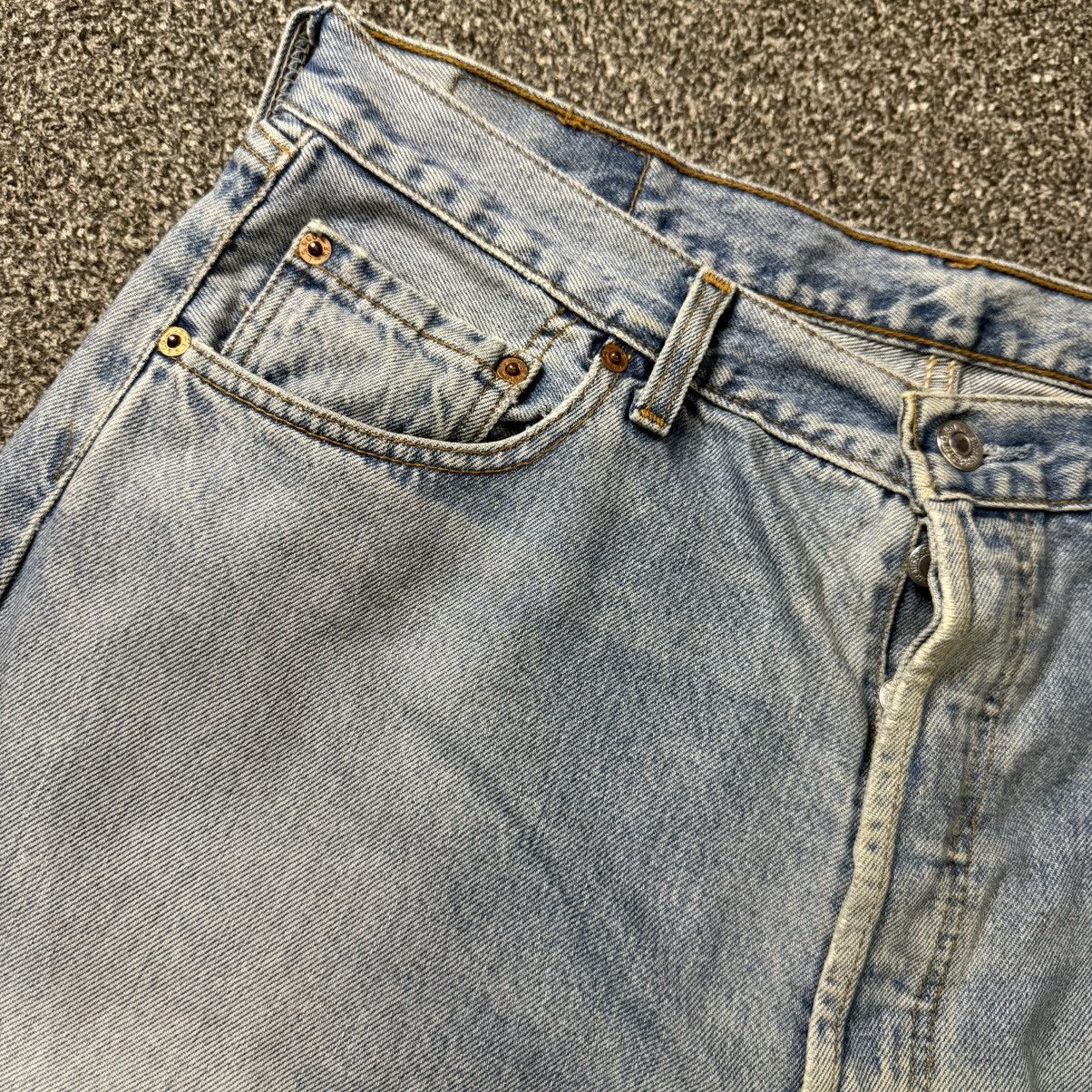 Vintage 90s Levis 501 Aging Faded Denim W36