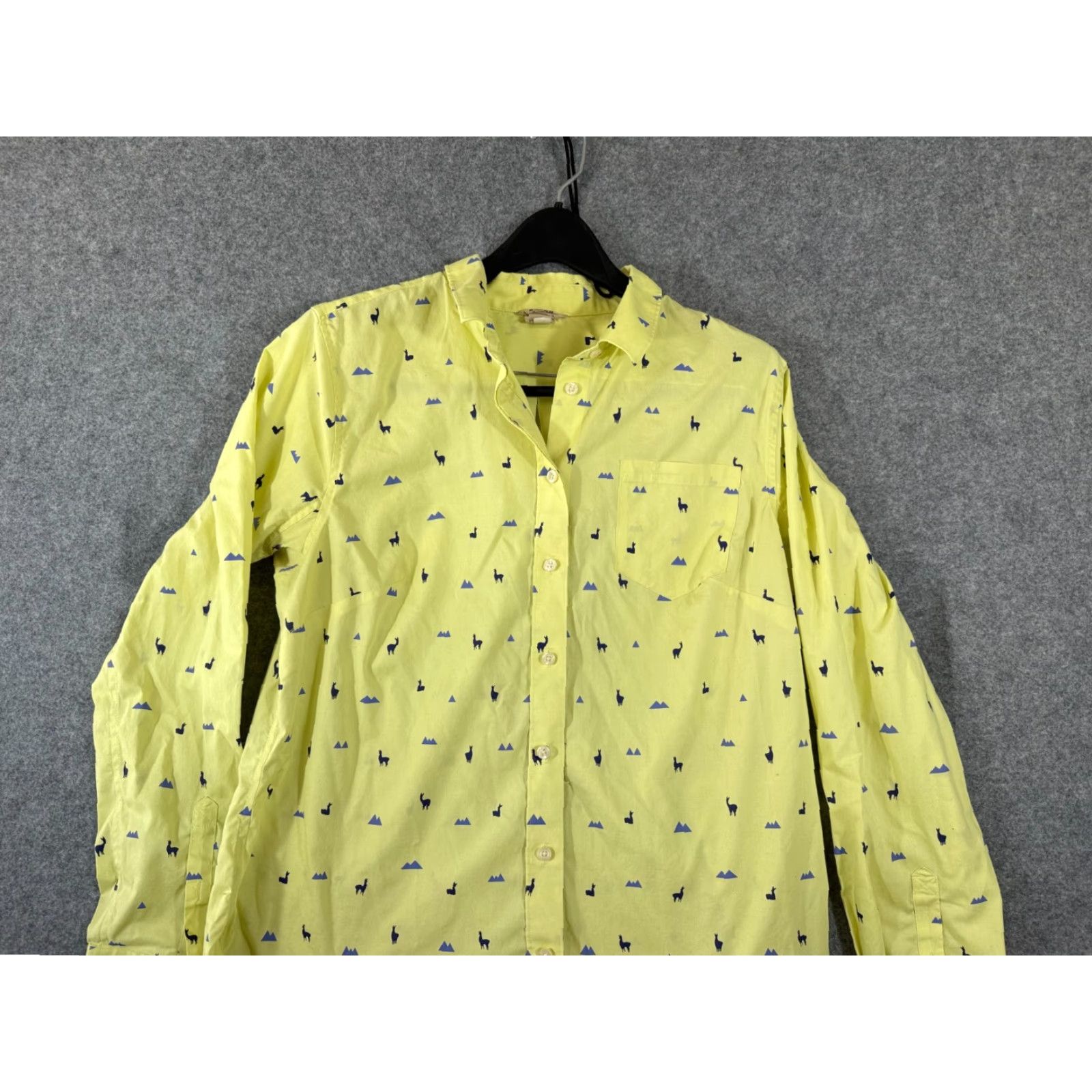 Vintage Duluth Trading Shirt Womens L Yellow Alpaca Llama Print Stretch Long Sleeve Button-Up Shirt Size L / US 10 / IT 46 - 2 Thumbnail