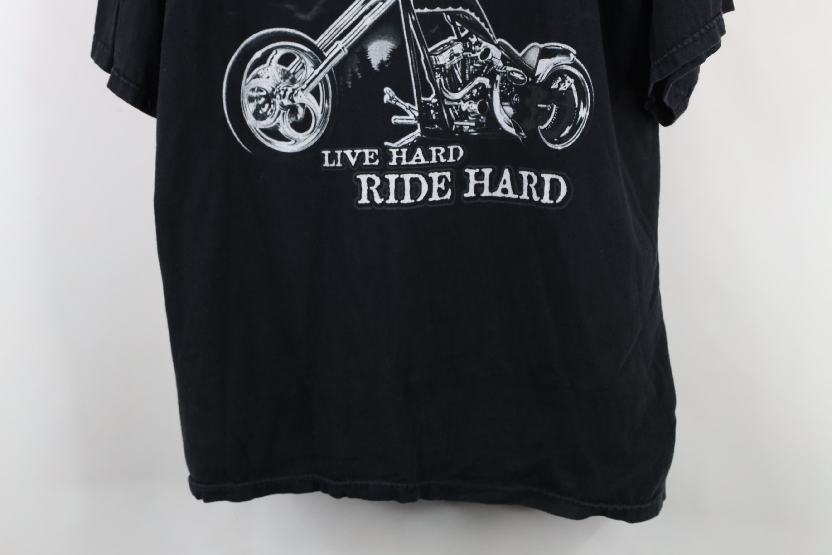 Vintage Vintage 90s Streetwear Hard Ride Hard Motorcycle T-Shirt Size US XXL / EU 58 / 5 - 3 Thumbnail