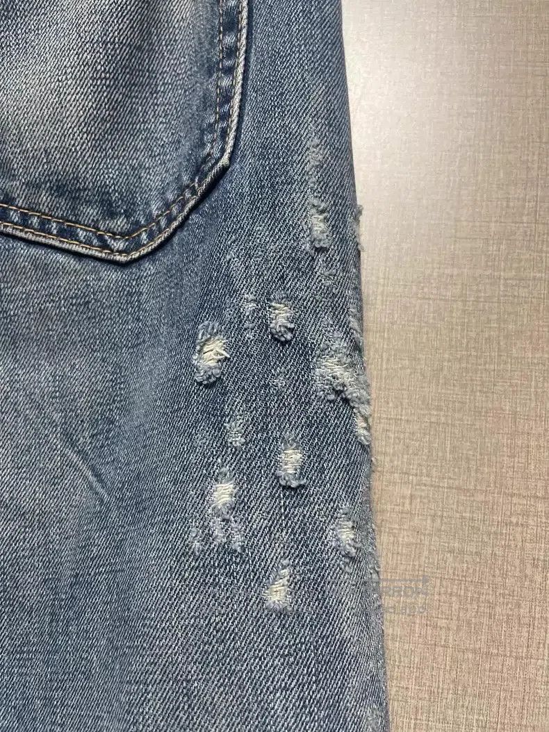 Junya Watanabe Junya Watanabe 2005 Distressed Denim Jeans. Size US 28 / EU 44 - 4 Thumbnail