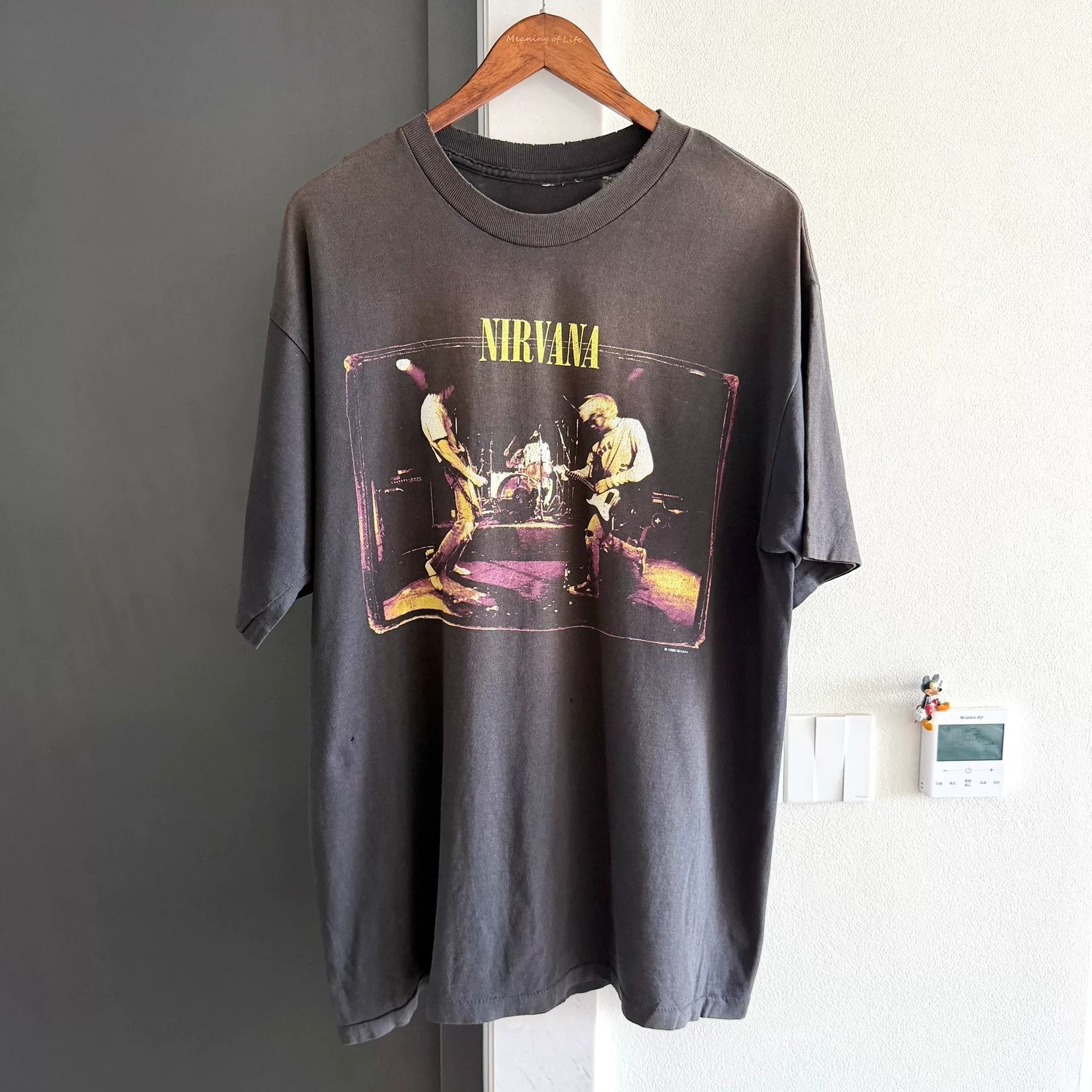 Vintage Vintage 1996 Nirvana Band Tee Size US XL / EU 56 / 4 - 1 Thumbnail