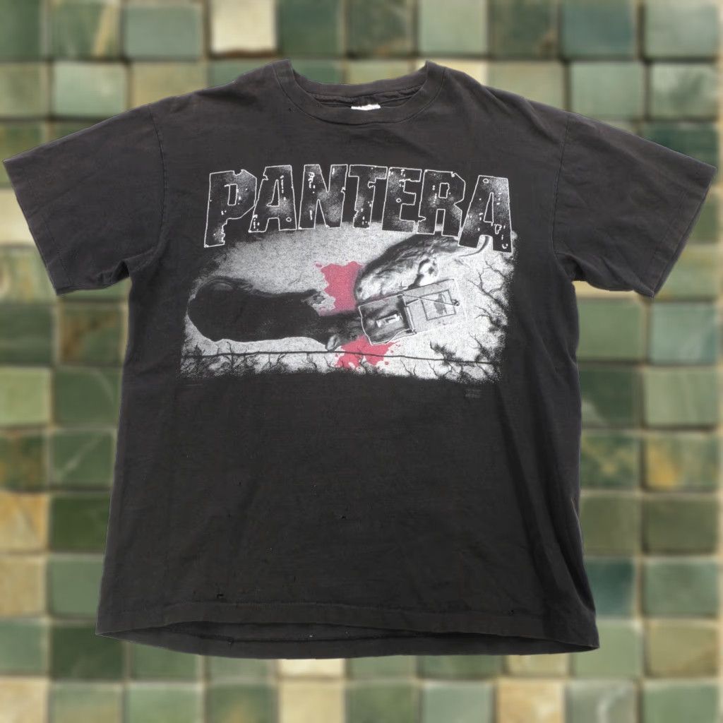 VINTAGE Rare Pantera Far Beyond Driven 1994 Tour I’m Broken T Shirt 90s Black L Mens T-Shirt Hanes Short Sleeve Cotton Middle Age?